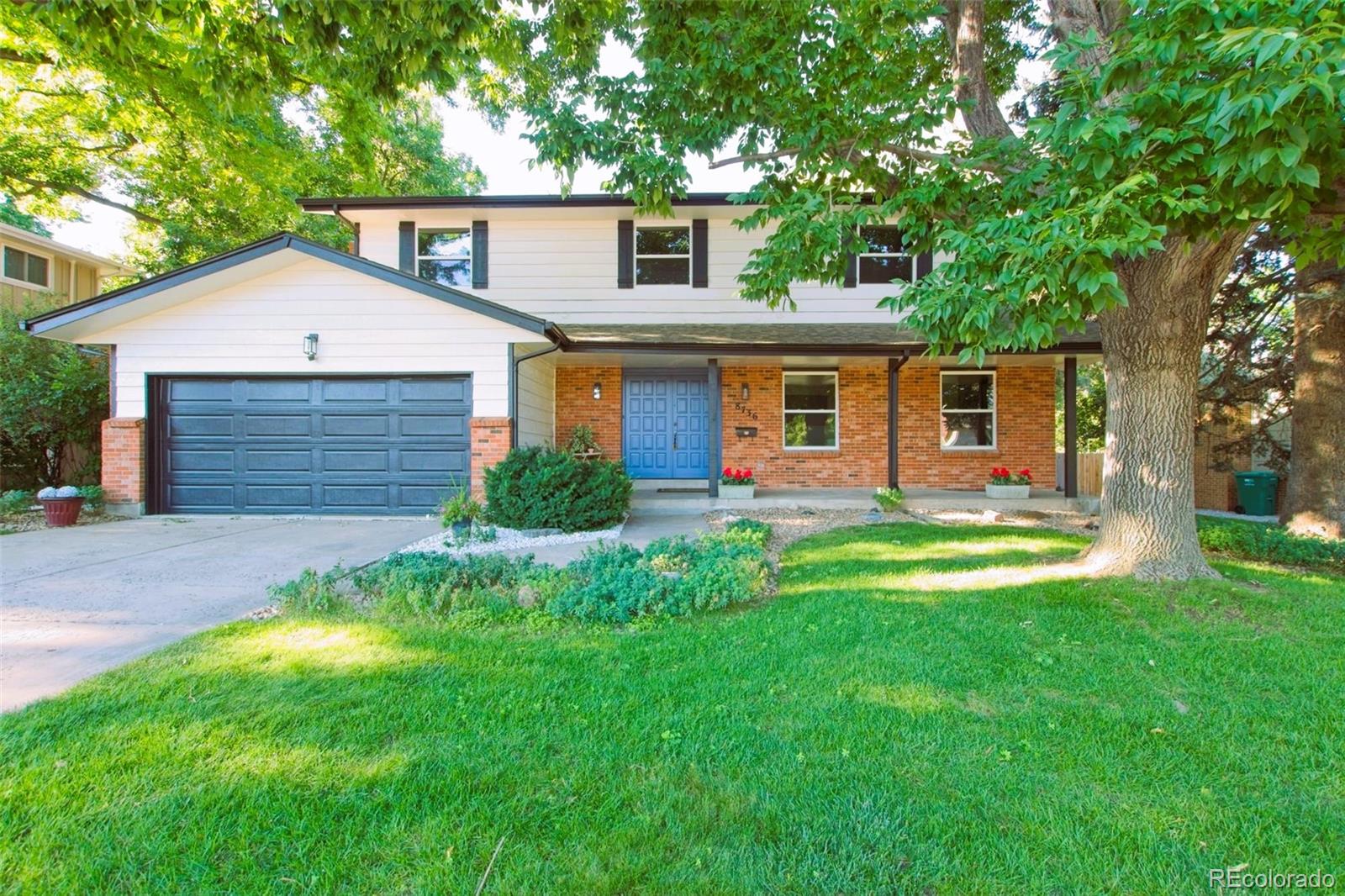 Walnut Hills Centennial Home | MLS #: 75140638736 E Easter Avenue, Centennial Beds: 4 Baths: 3 Price: $749,000
