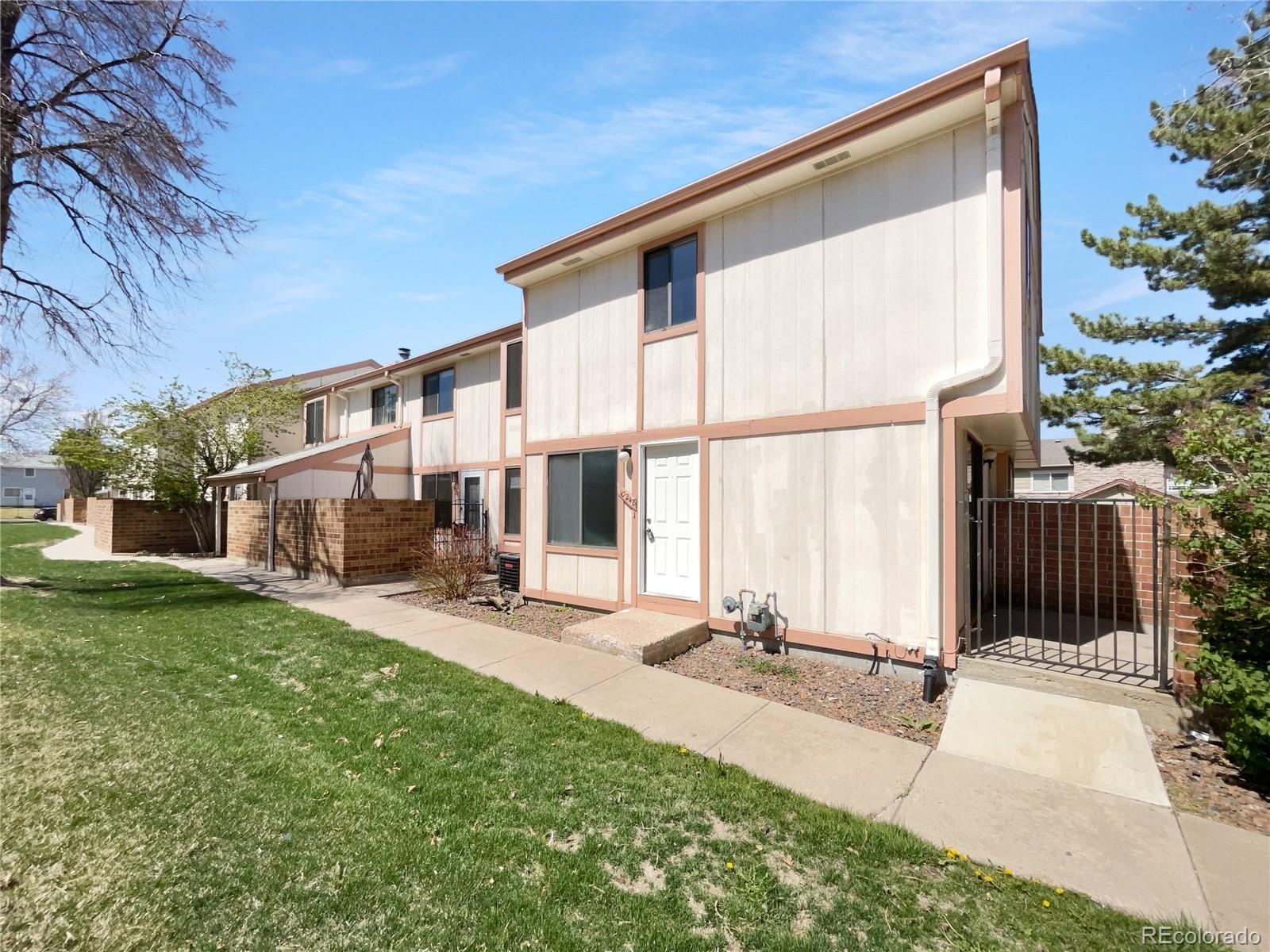 10248  Quivas Street, thornton MLS: 6950079 Beds: 2 Baths: 3 Price: $316,000