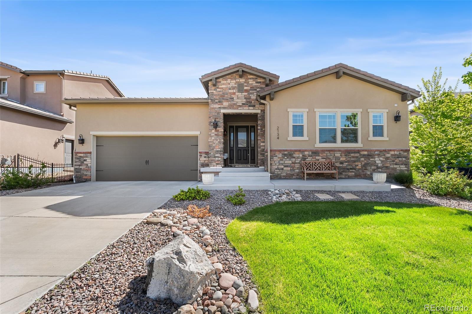 2134 S Poppy Street, lakewood MLS: 5483991 Beds: 4 Baths: 4 Price: $1,299,000