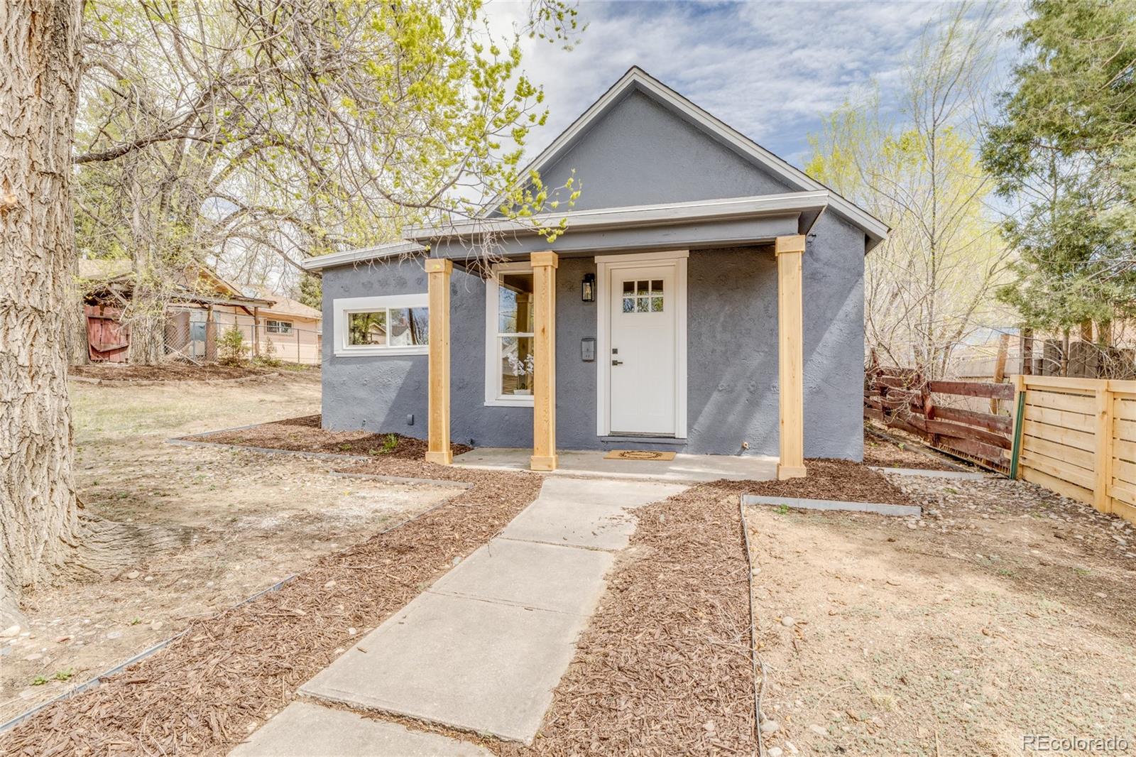 Prospect Lake Colorado Springs Home | MLS #: 5185028615 N Hancock Avenue, Colorado Springs Beds: 2 Baths: 2 Price: $345,000