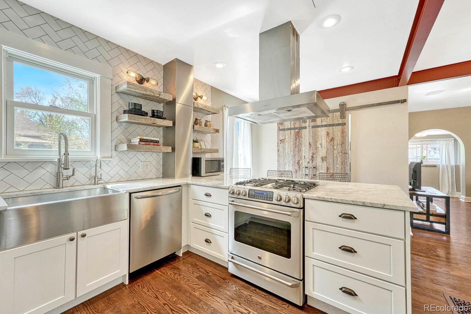 4720 w 39th avenue, Denver sold home. Closed on 2025-05-30 for $662,200.