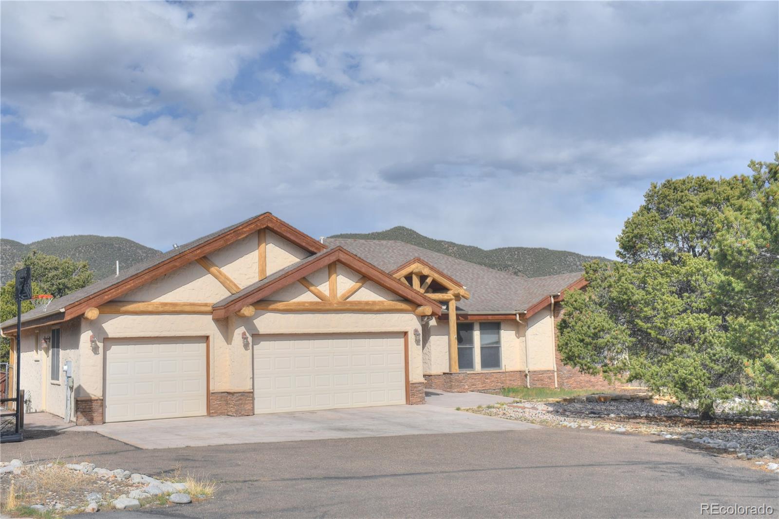 6399 loggie gulch circle, Salida sold home. Closed on 2025-06-06 for $1,300,000.