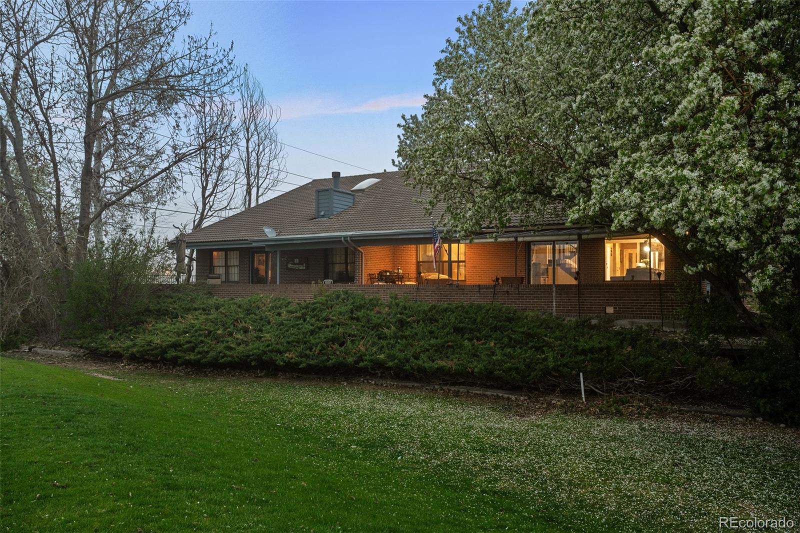 15220 E Caley Avenue, centennial MLS: 2236149 Beds: 3 Baths: 3 Price: $771,000