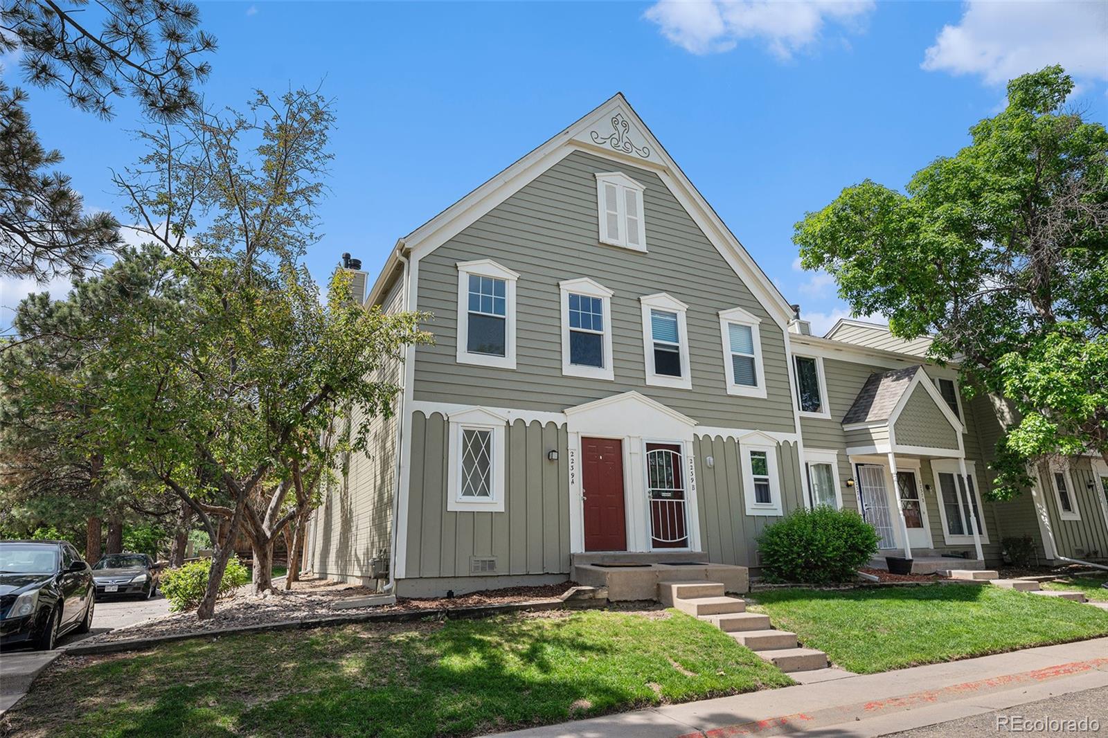 Hearthstone Aurora Condo / Townhome | MLS #: 51837522239 S Jasper Way A, Aurora Beds: 2 Baths: 2 Price: $290,000
