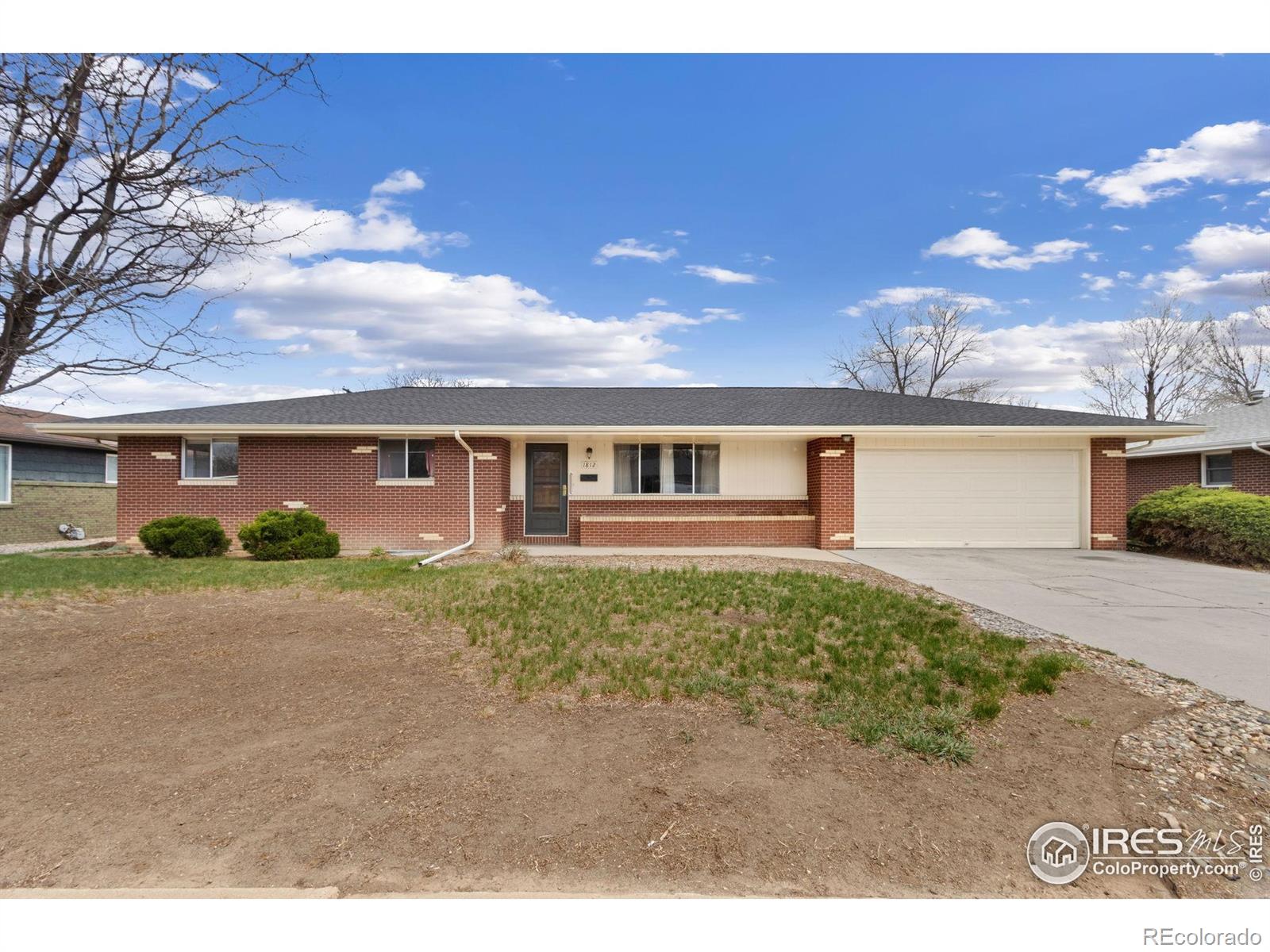 1812  Van Buren Avenue, loveland MLS: 4567891031333 Beds: 4 Baths: 3 Price: $400,000