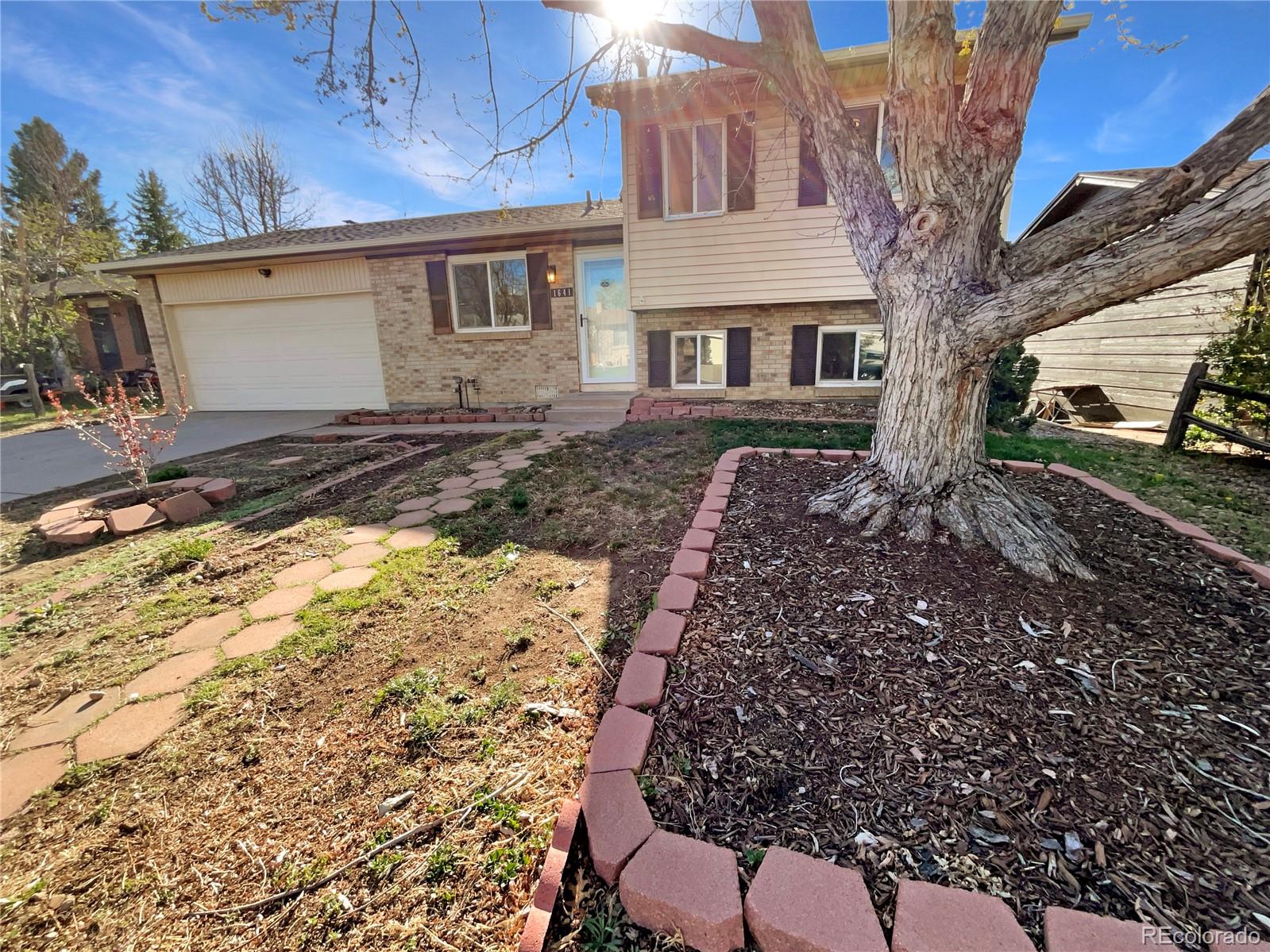 1641 s nucla street, Aurora sold home. Closed on 2025-07-18 for $415,000.