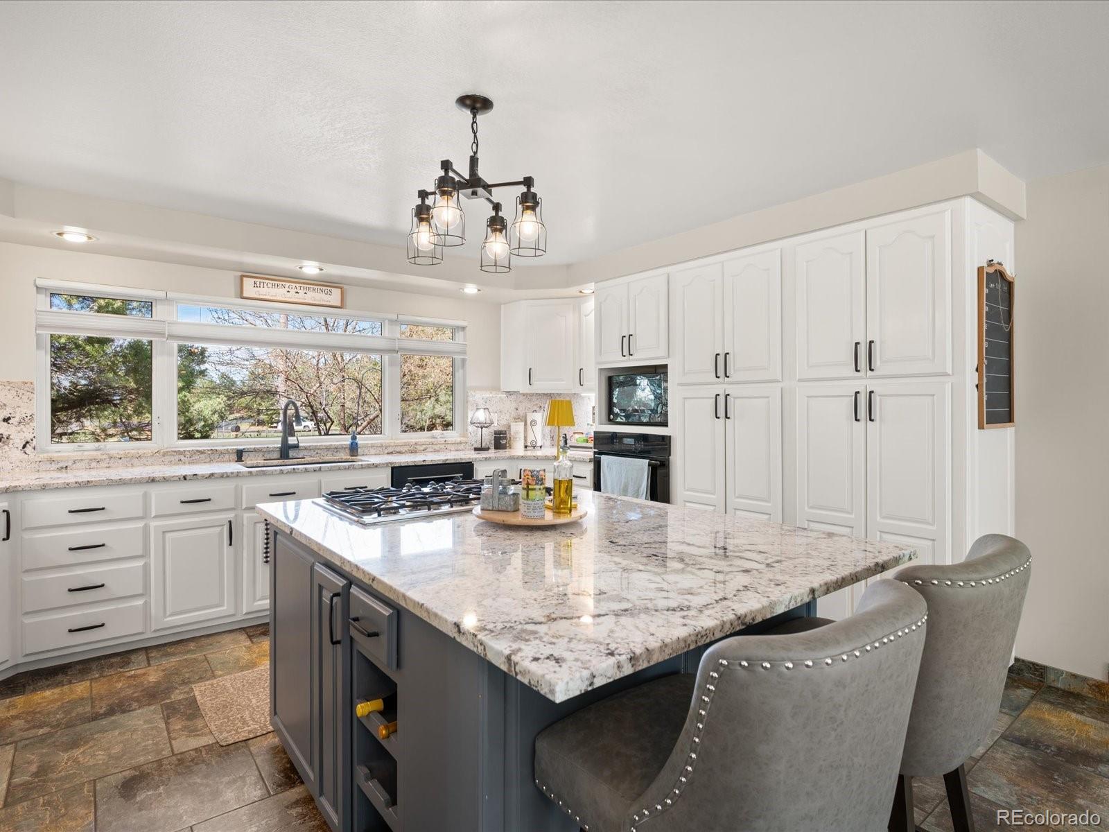 12160 spring creek road, Parker sold home. Closed on 2025-07-11 for $1,025,000.