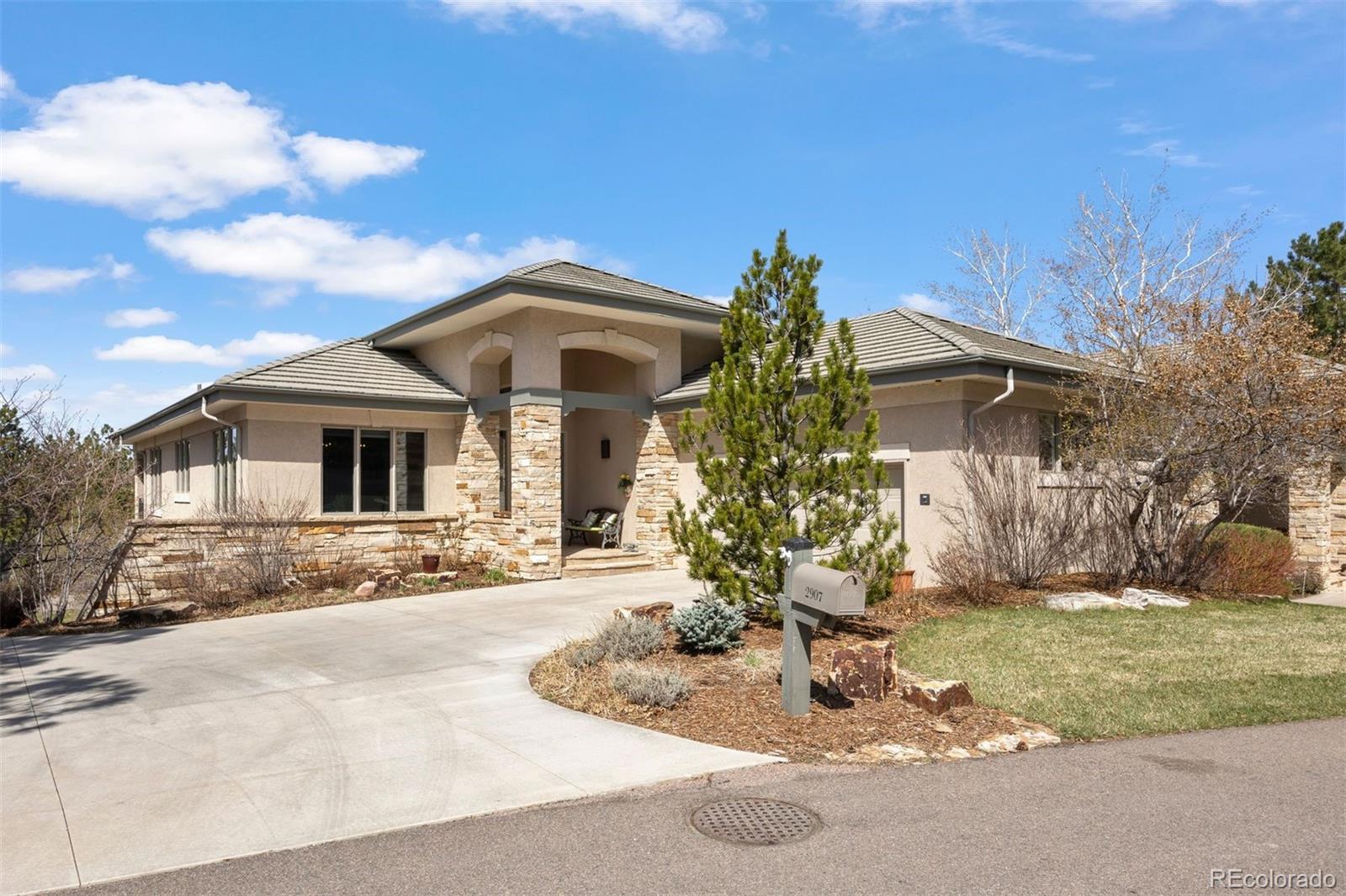 2907 fairway view court, Castle Rock sold home. Closed on 2025-06-17 for $1,370,000.