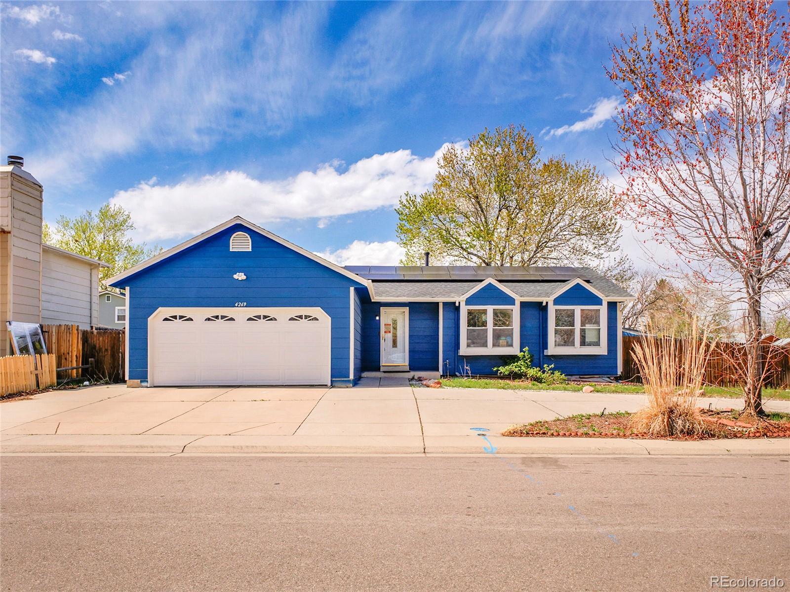 4269  Freeport Way, denver MLS: 5724728 Beds: 4 Baths: 2 Price: $450,000