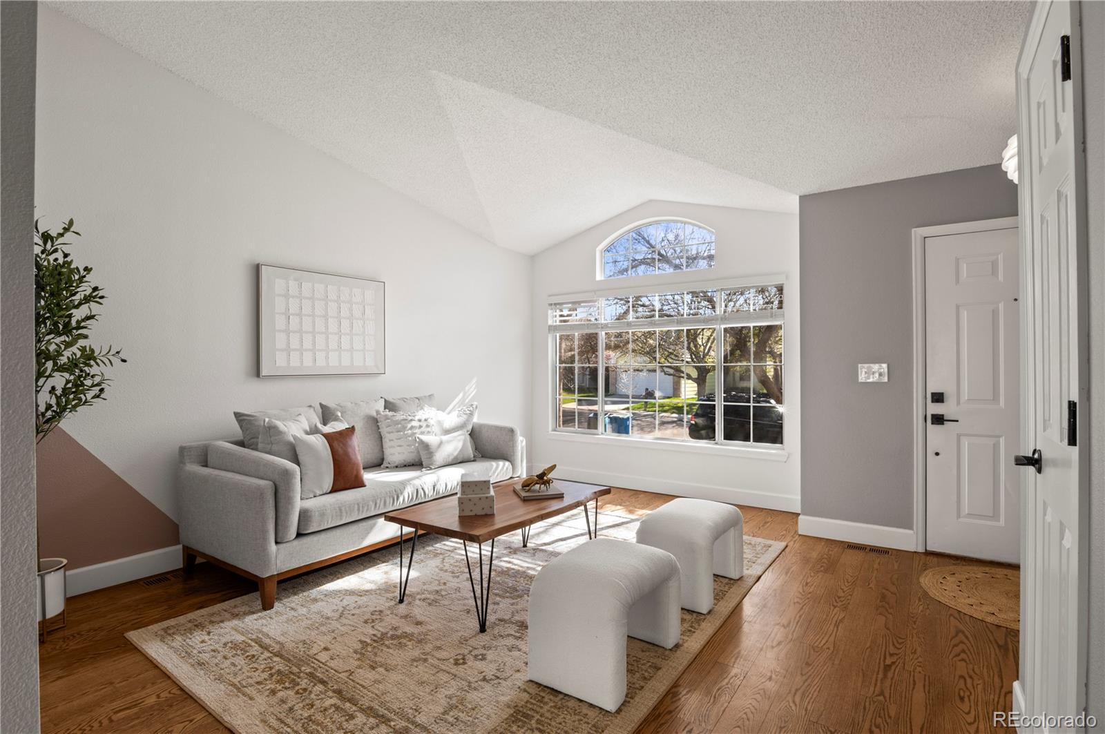 11525  Eaton Court, westminster MLS: 4816392 Beds: 4 Baths: 4 Price: $619,500