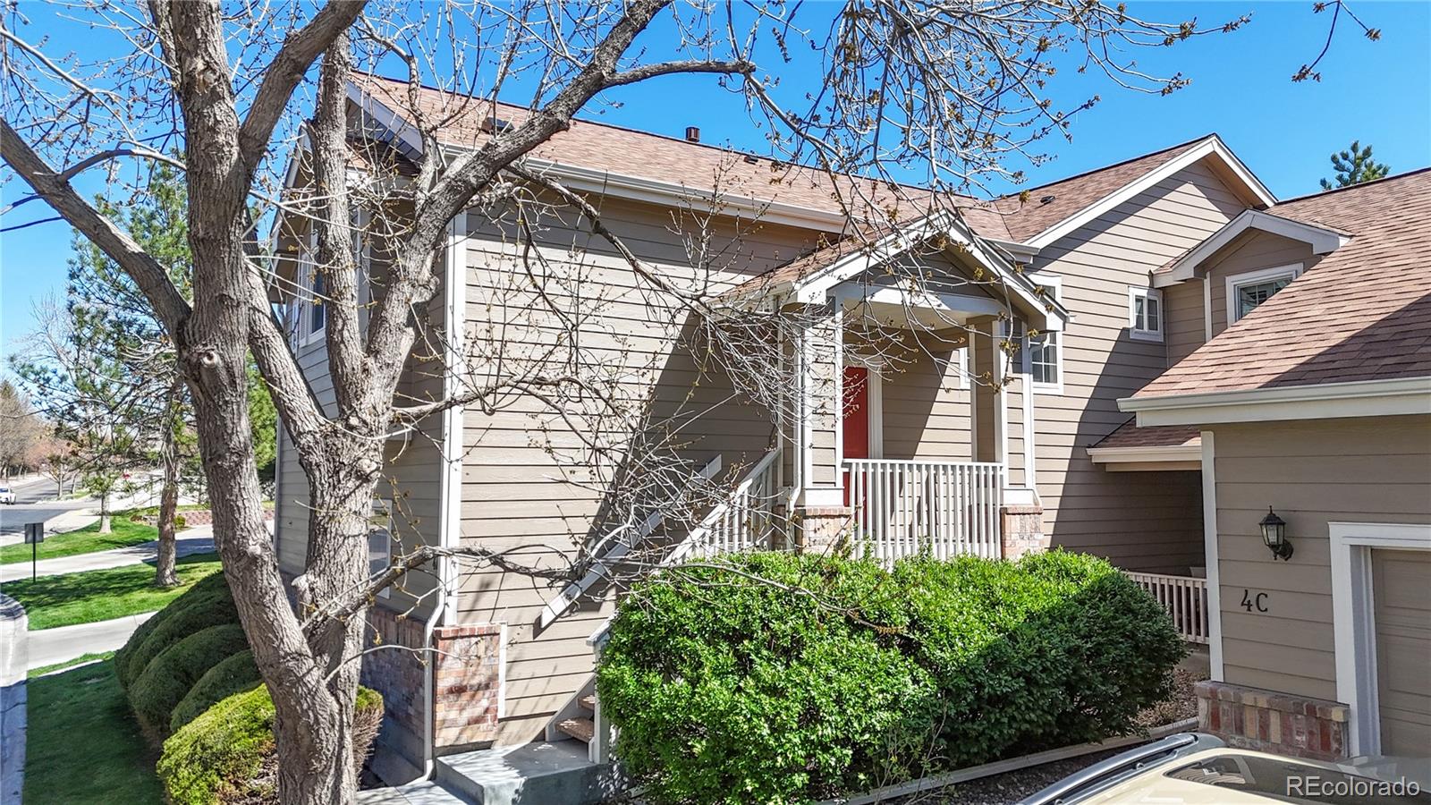 7700 W Grant Ranch Boulevard 4A, Littleton  MLS: 4954643 Beds: 2 Baths: 2 Price: $415,000
