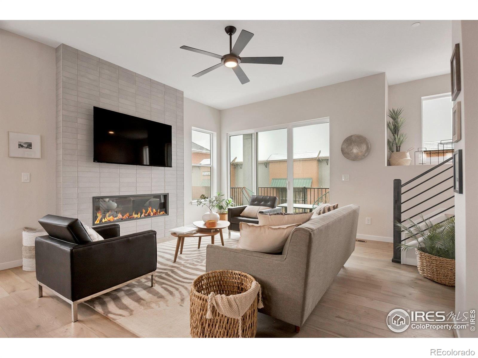 Superior Town Center Superior Home | MLS #: 4567891031667352  Superior Drive, Superior Beds: 3 Baths: 4 Price: $799,990