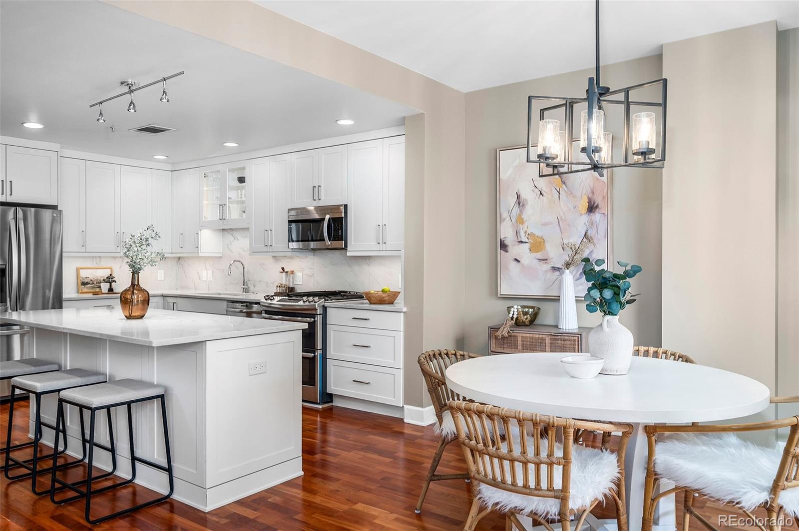 Capitol Denver Condo / Townhome | MLS #: 86877021631 N Emerson Street 117, Denver Beds: 2 Baths: 2 Price: $625,000