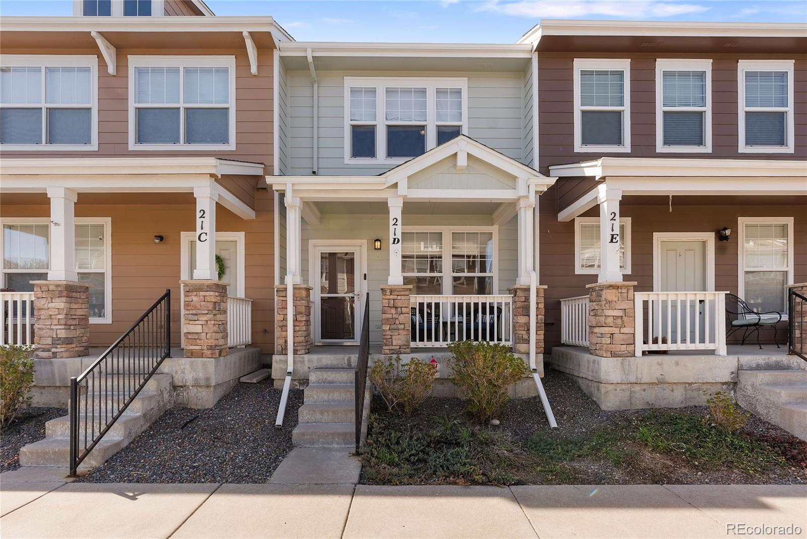 Fronterra Village Commerce City Condo / Townhome | MLS #: 186092715612 E 96th Way 21D, Commerce City Beds: 2 Baths: 3 Price: $339,900