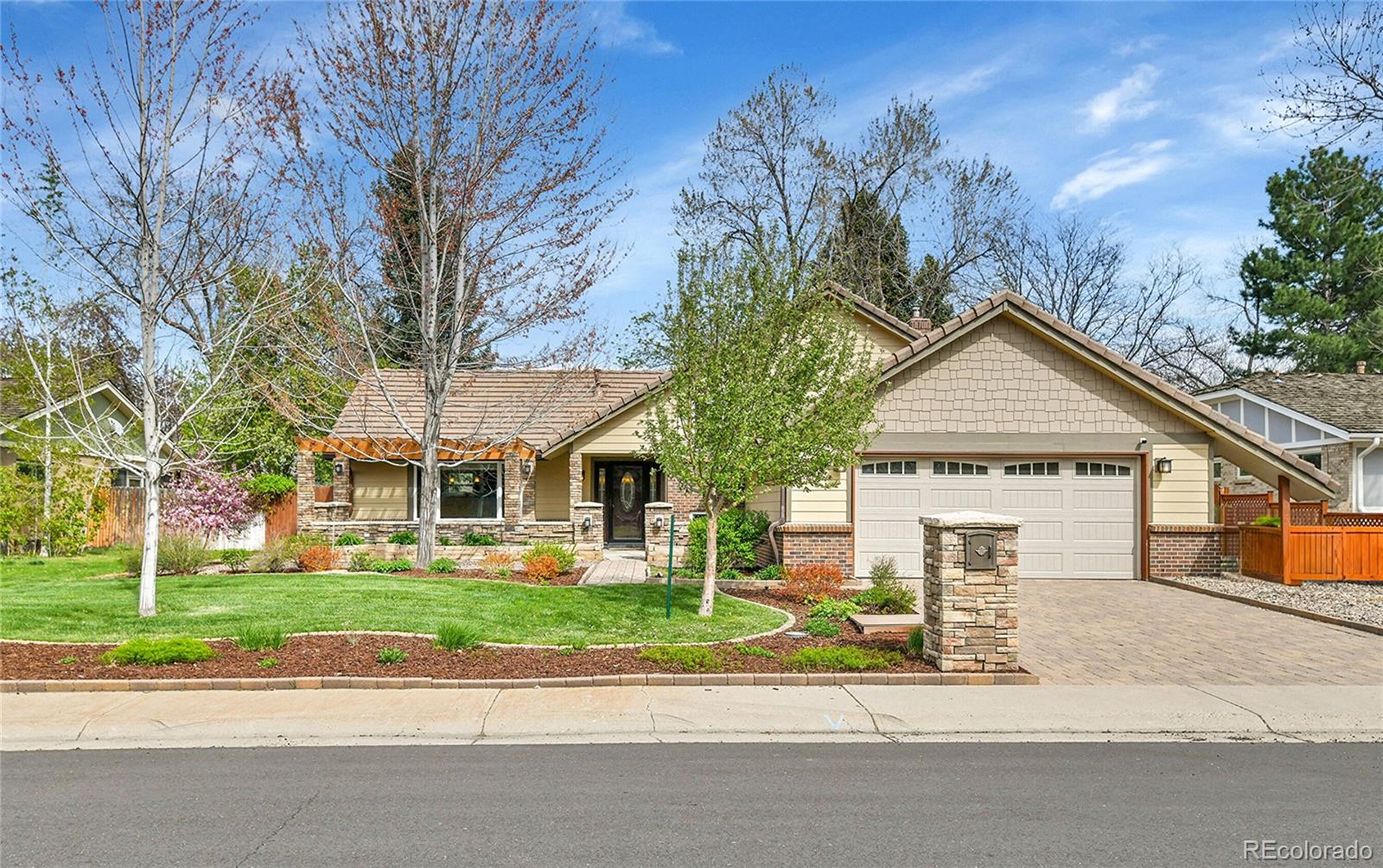 4470 S Yates Street, denver MLS: 8203740 Beds: 4 Baths: 3 Price: $750,000