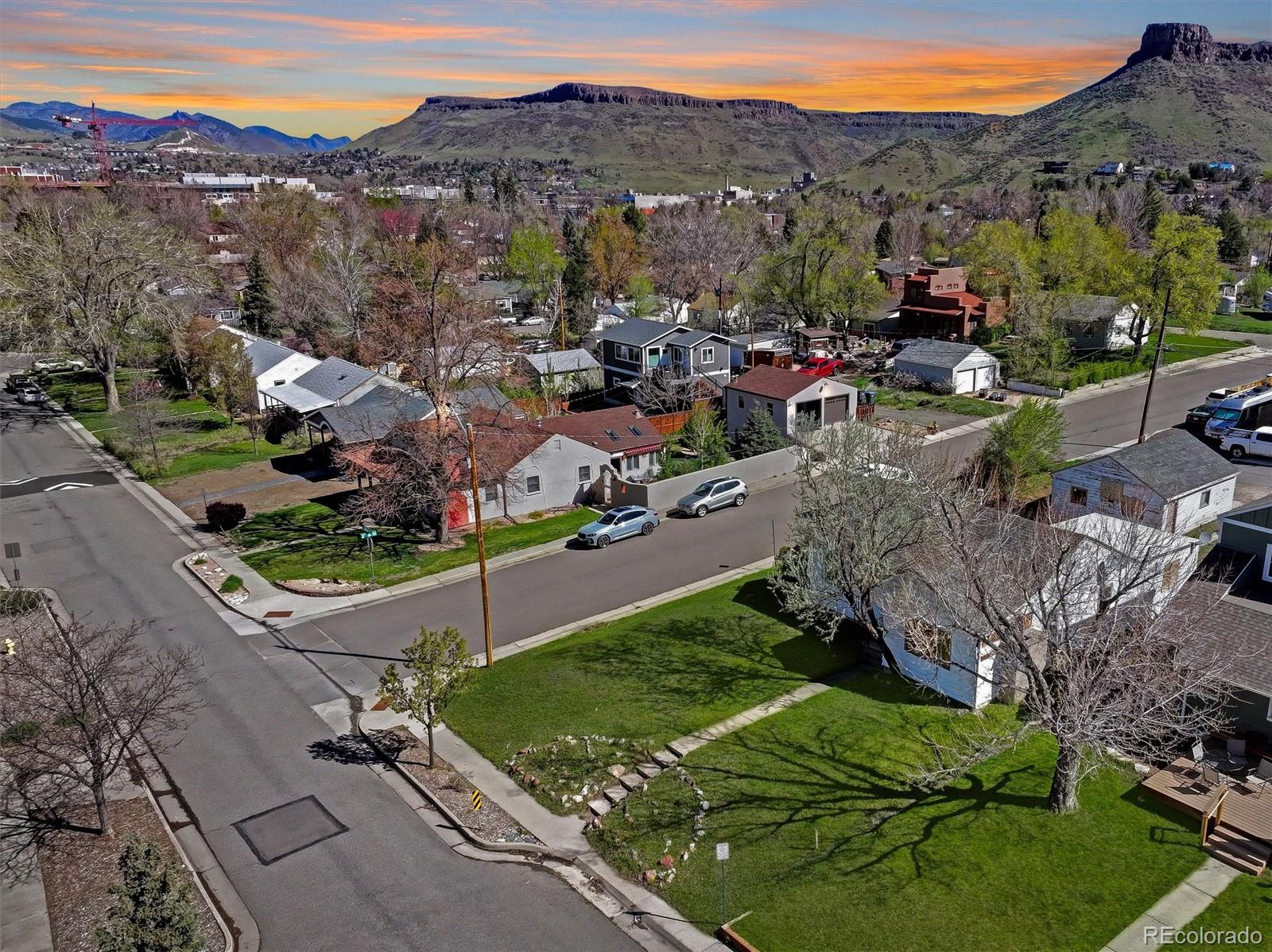 2201  Illinois Street, golden MLS: 3473151 Beds: 3 Baths: 1 Price: $799,999