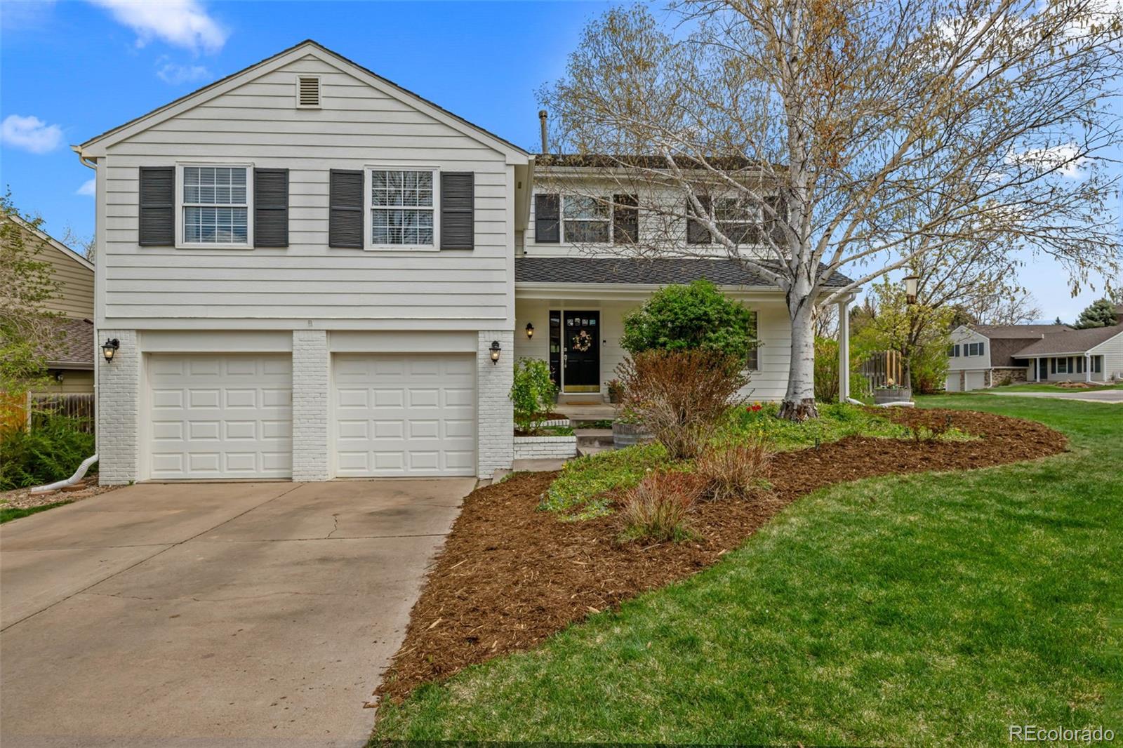 Homestead Centennial Home | MLS #: 33938176769 E Costilla Circle, Centennial Beds: 5 Baths: 4 Price: $1,050,000