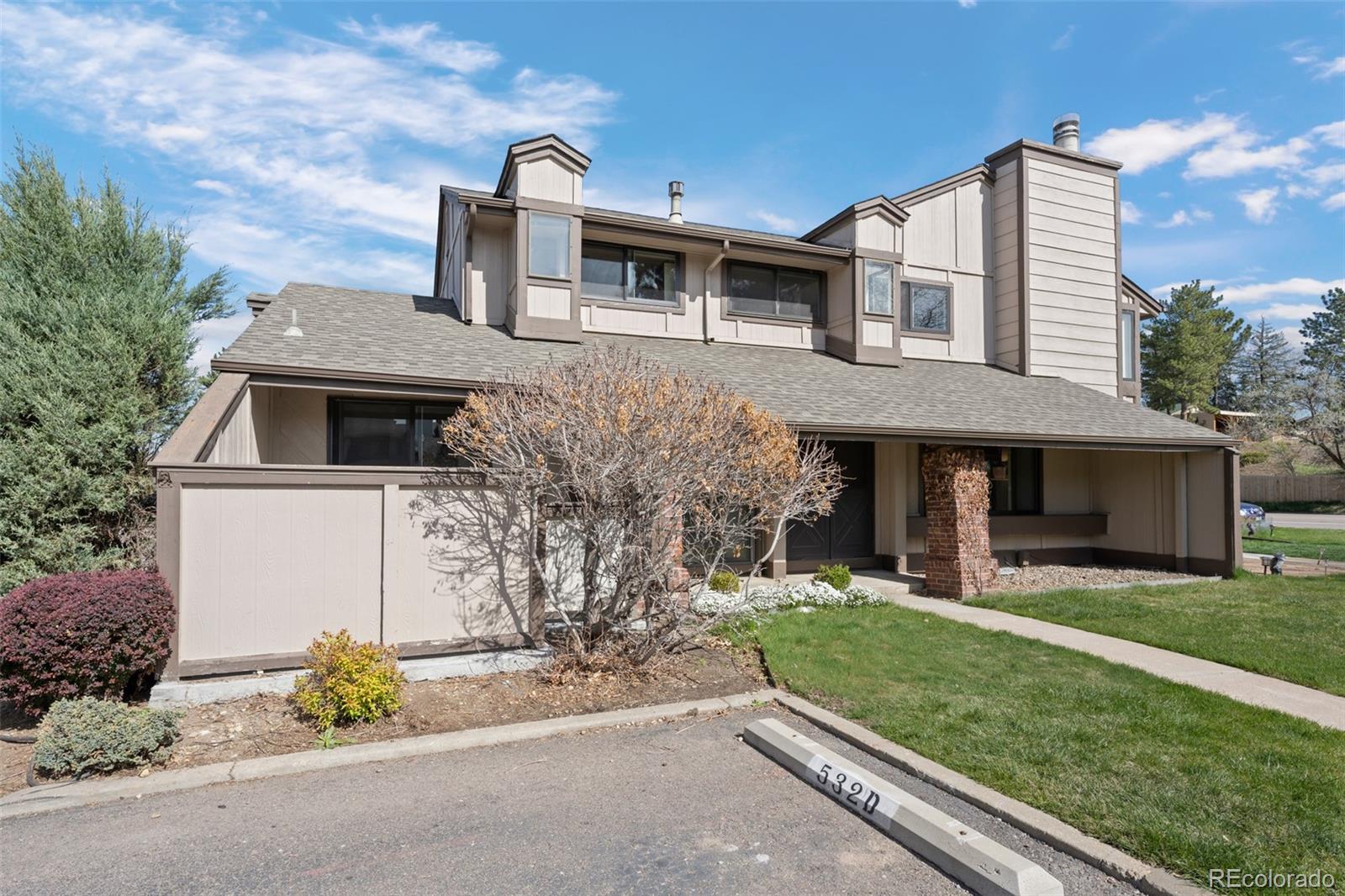 10532 w florida avenue, lakewood sold home. Closed on 2025-06-06 for $450,000.