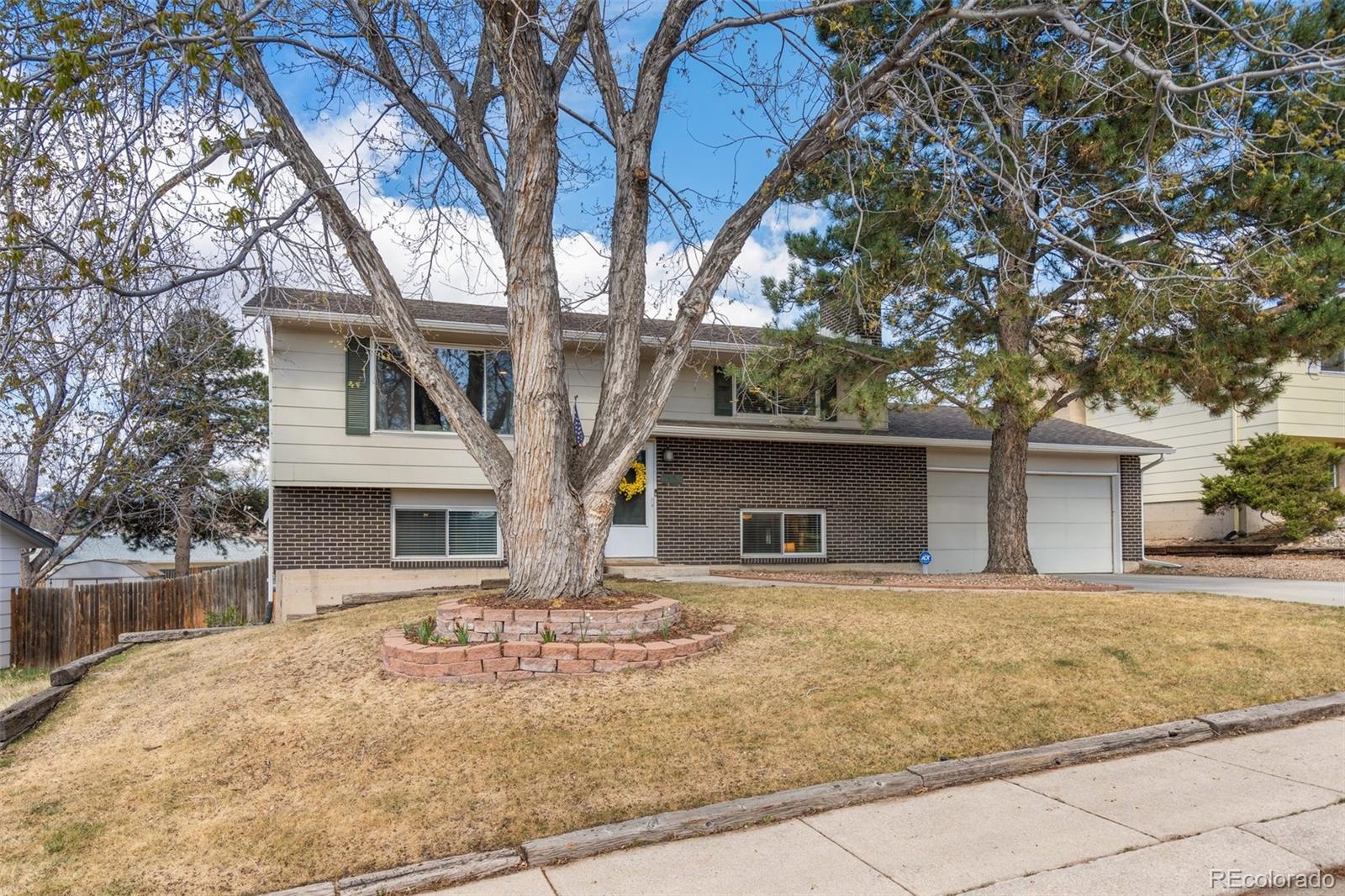 Vista Grande Terrace Colorado Springs Home | MLS #: 47585122880  El Capitan Drive, Colorado Springs Beds: 4 Baths: 2 Price: $450,000