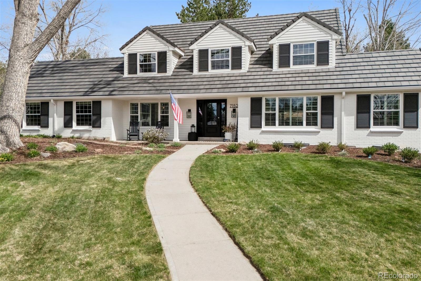7152 e hinsdale place, Centennial sold home. Closed on 2025-05-30 for $2,000,000.