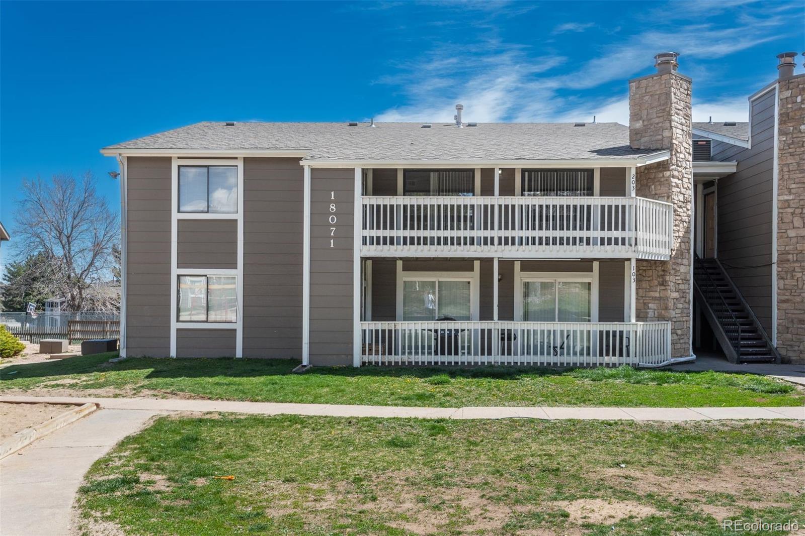 Robinwood Aurora Condo / Townhome | MLS #: 888941418071 E Kentucky Avenue 203, Aurora Beds: 3 Baths: 2 Price: $225,000