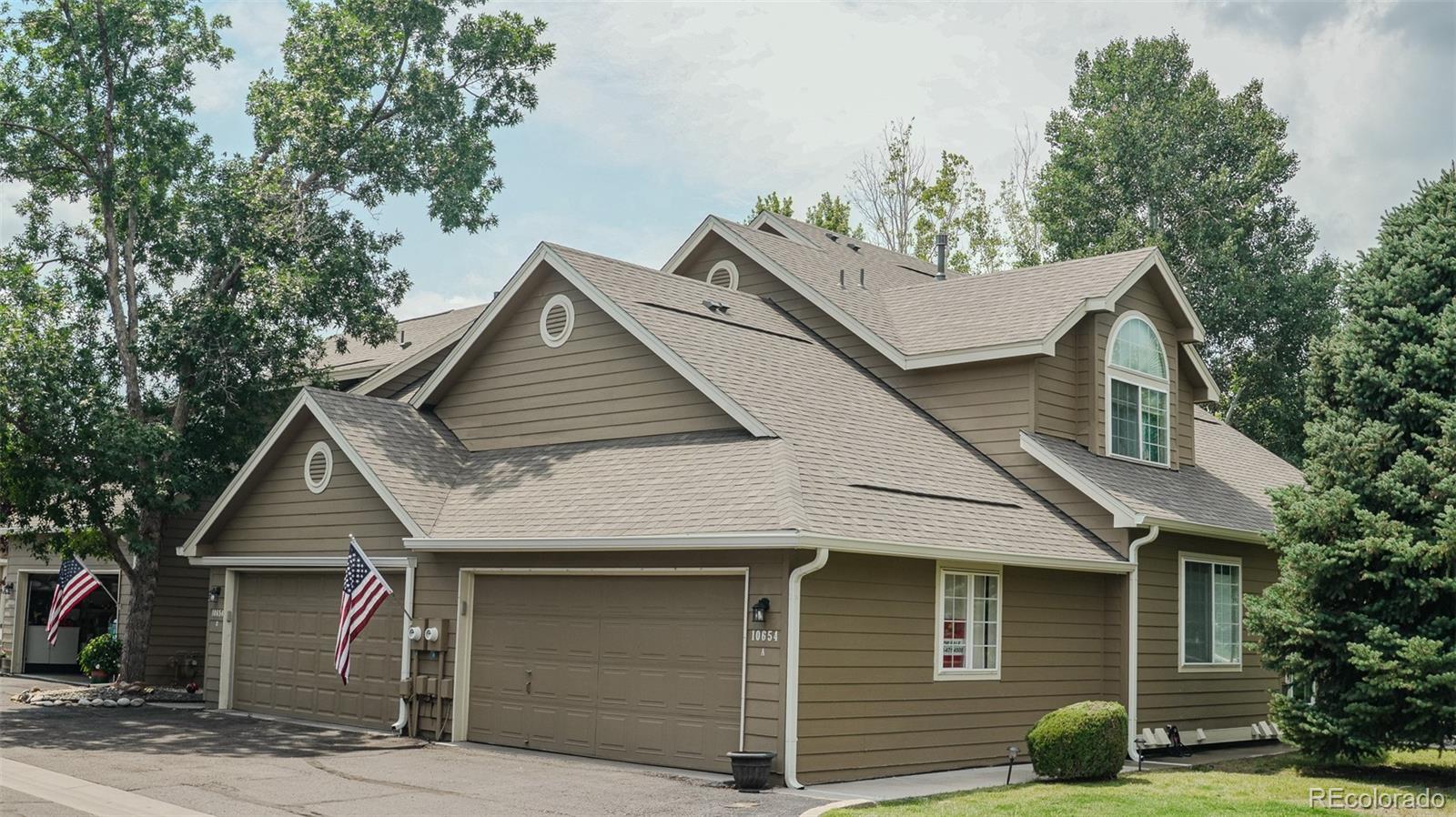 Township Littleton Condo / Townhome | MLS #: 907744010654 W Dumbarton Circle A, Littleton Beds: 3 Baths: 4 Price: $549,900