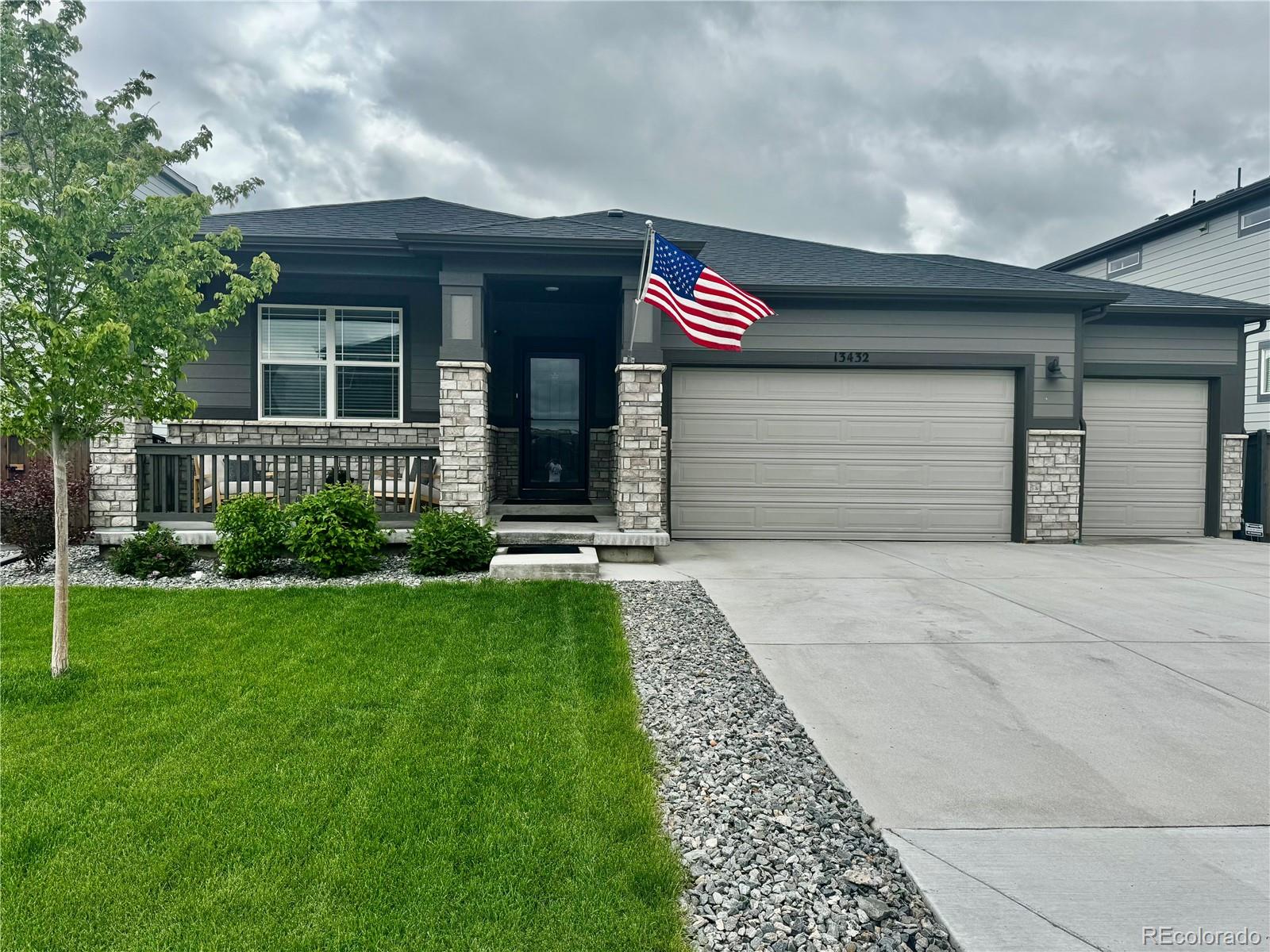 13432  Broad Wing Drive, parker MLS: 8580267 Beds: 3 Baths: 2 Price: $720,000