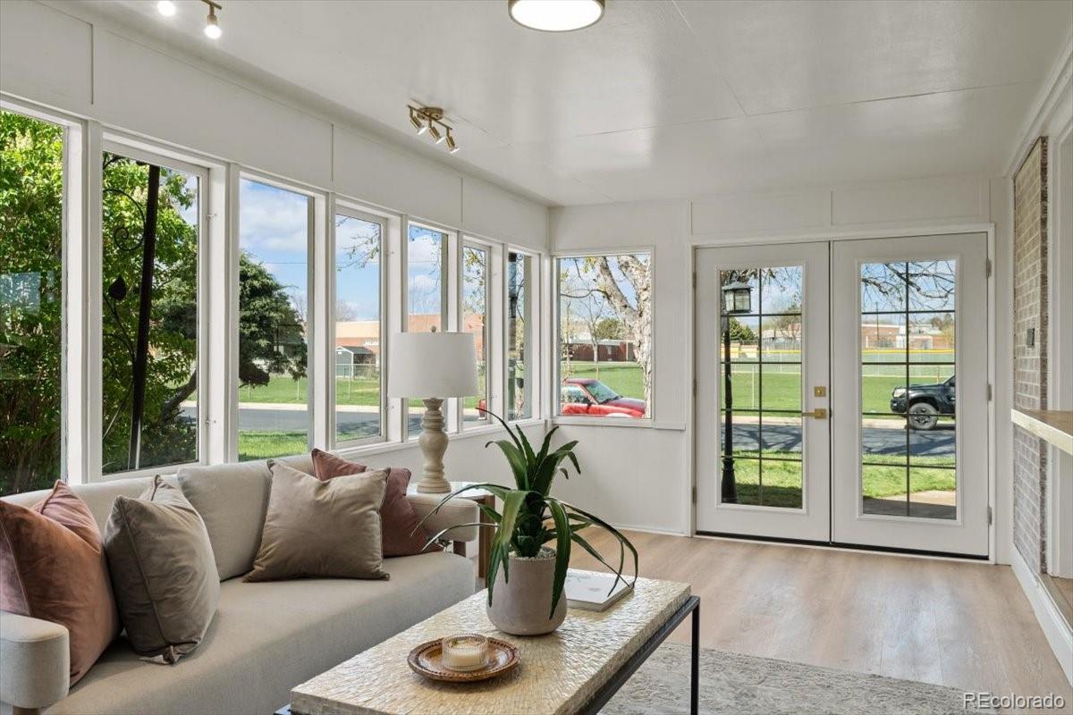 2276 newland street, Edgewater sold home. Closed on 2025-06-13 for $890,000.