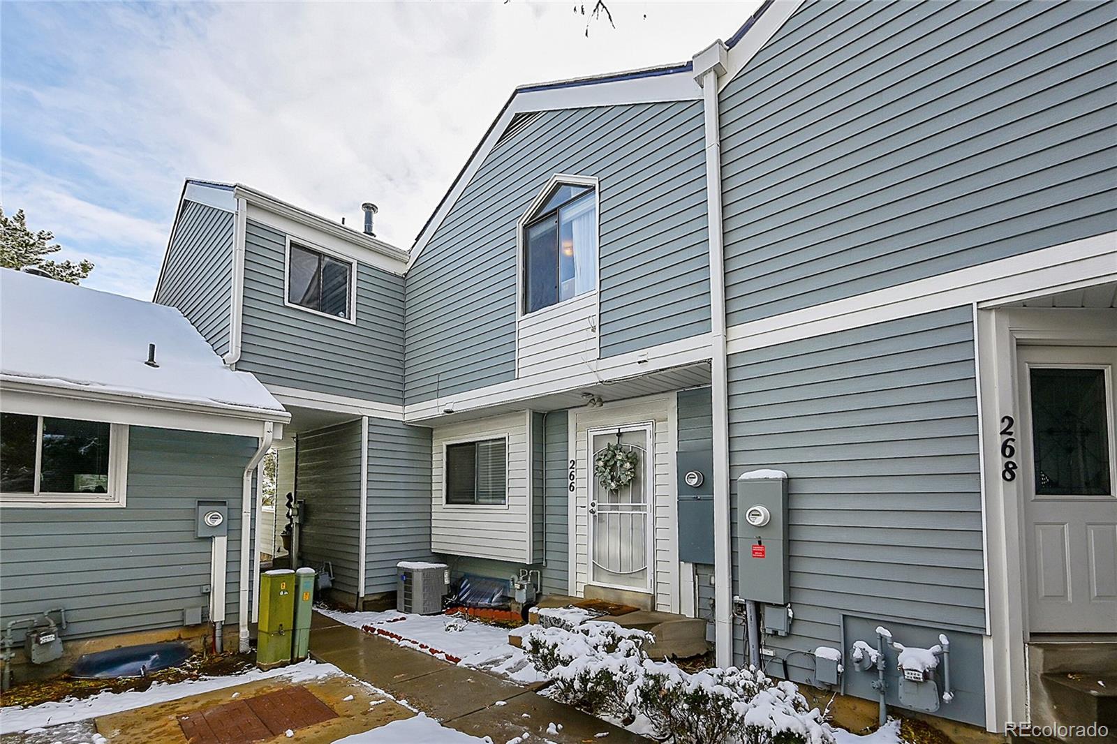 266 S Nome Street , Aurora  MLS: 2708764 Beds: 2 Baths: 3 Price: $285,000