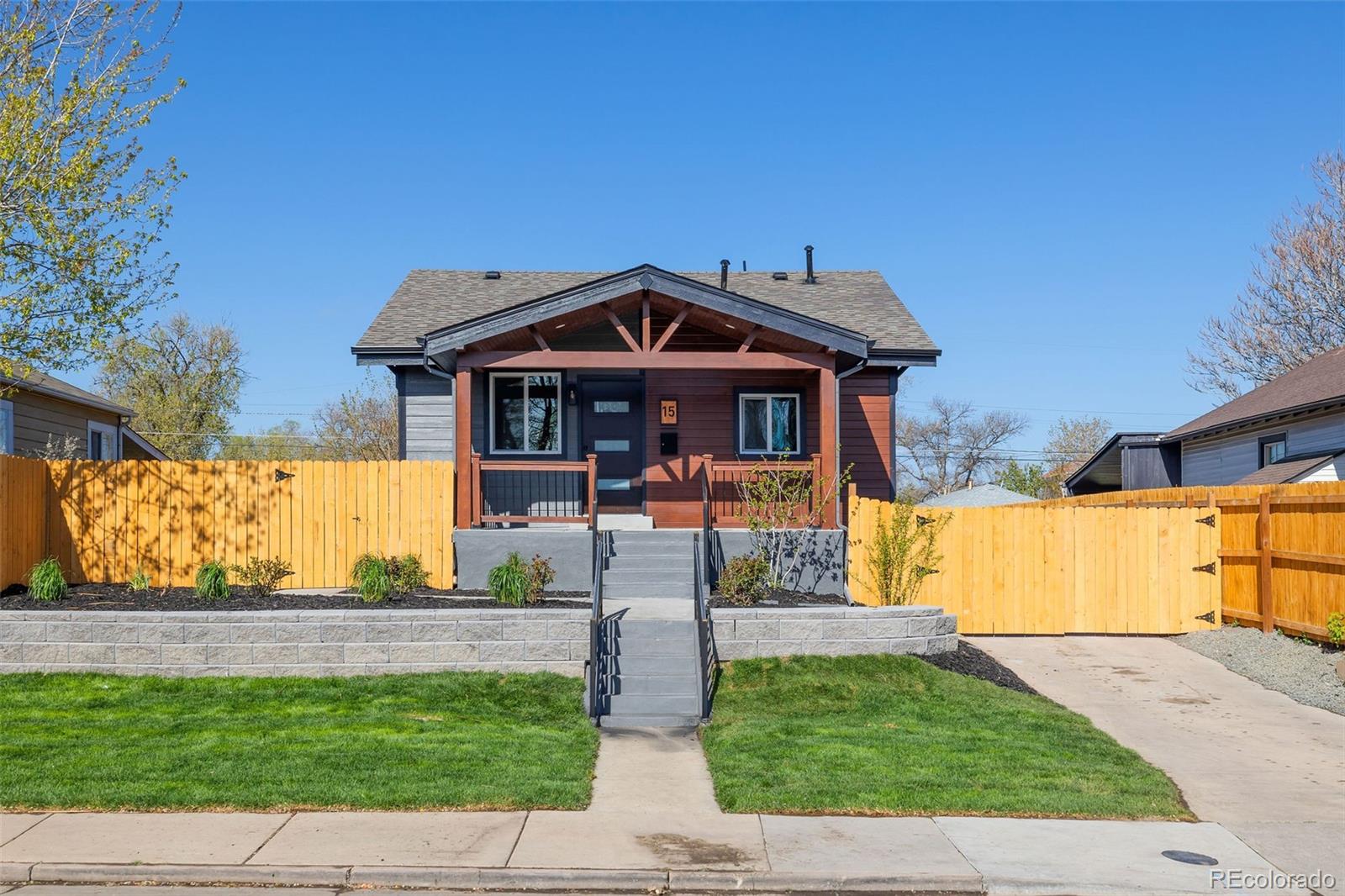 15 hazel court, denver sold home. Closed on 2025-06-11 for $610,000.