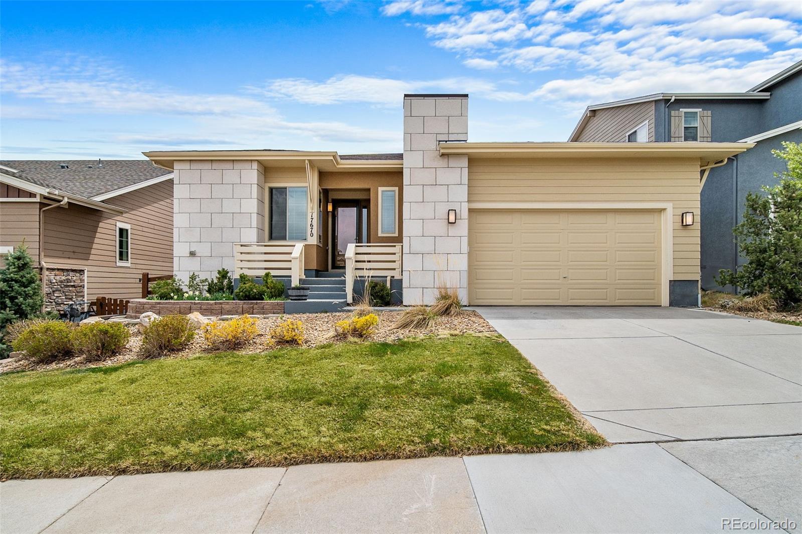 17670 W 94th Drive, arvada MLS: 3931497 Beds: 4 Baths: 4 Price: $760,000