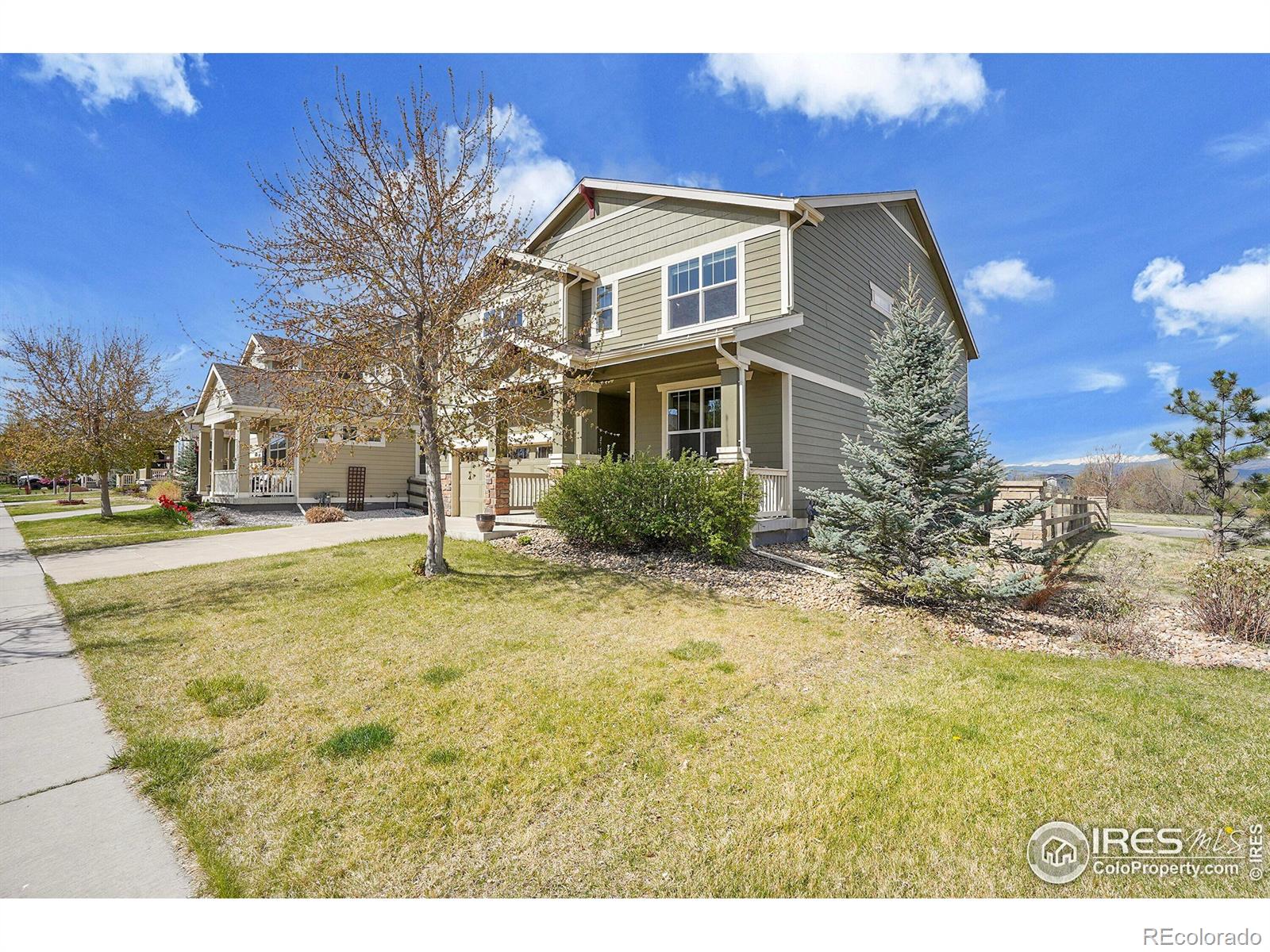 724  Dakota Lane, erie MLS: 4567891032001 Beds: 5 Baths: 4 Price: $924,900
