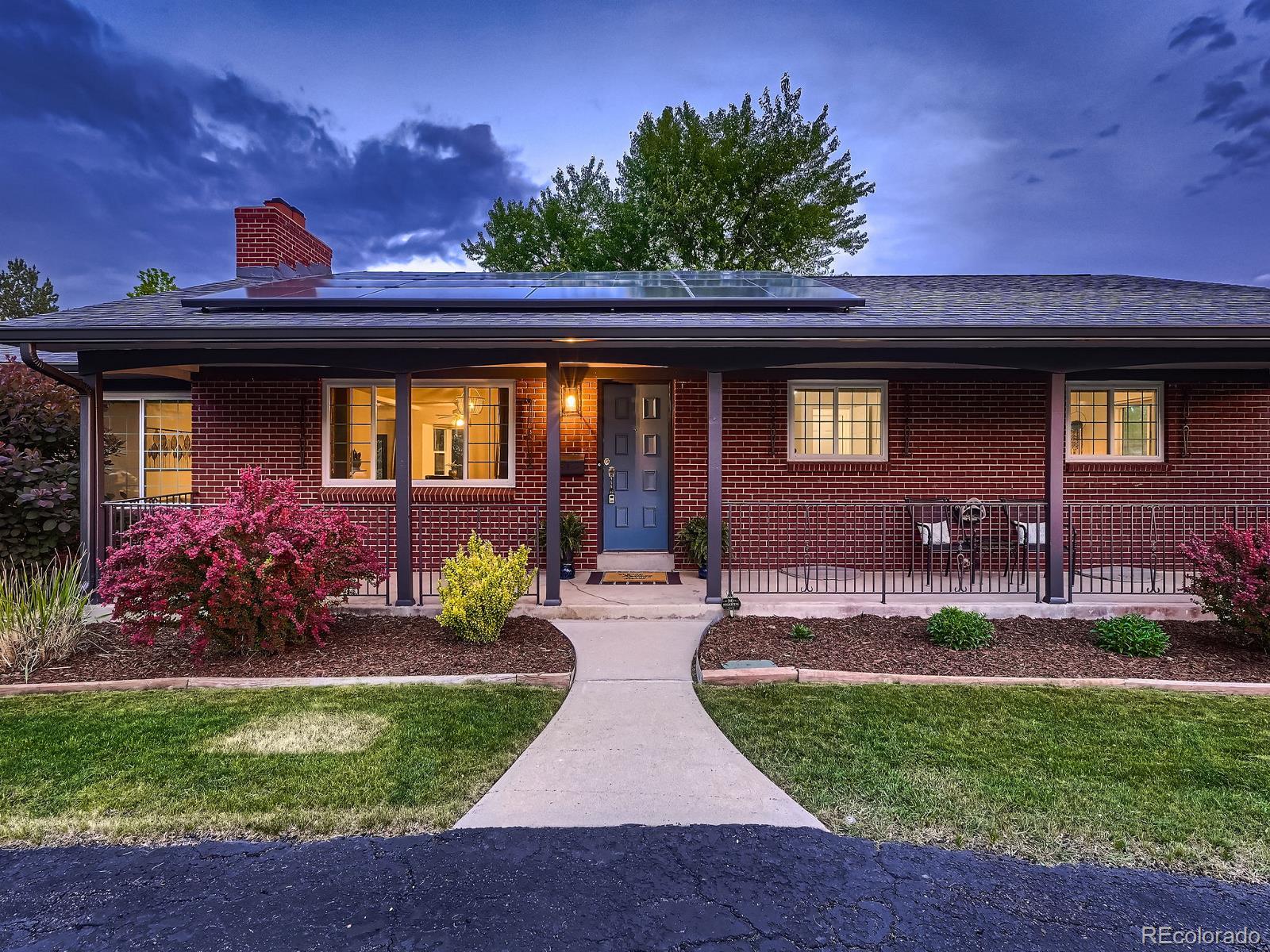 Columbine Littleton Home | MLS #: 96676497112 S Platte Canyon Drive, Littleton Beds: 5 Baths: 3 Price: $714,900