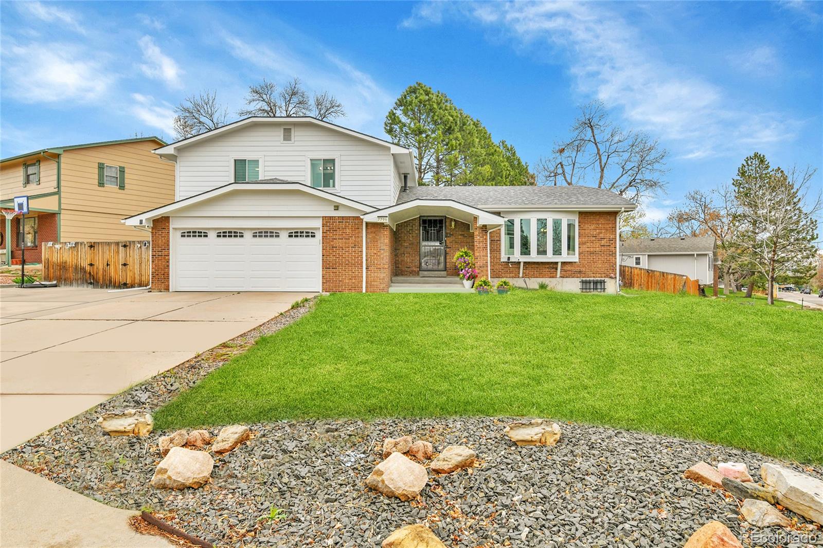 7796 S Marshall Court, littleton MLS: 7577831 Beds: 4 Baths: 3 Price: $600,000