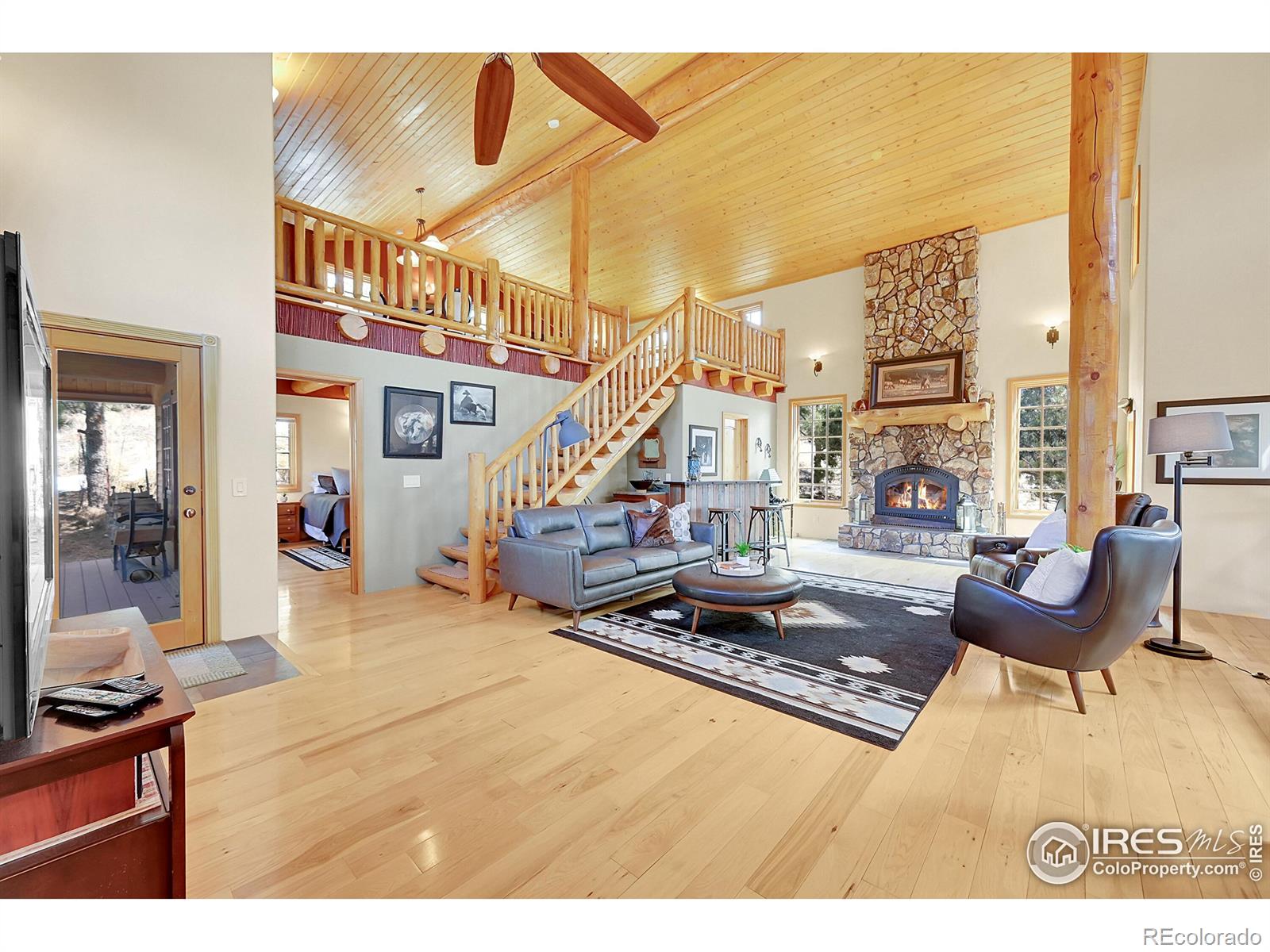 1319  County Road 83 , boulder MLS: 4567891032085 Beds: 3 Baths: 2 Price: $997,000