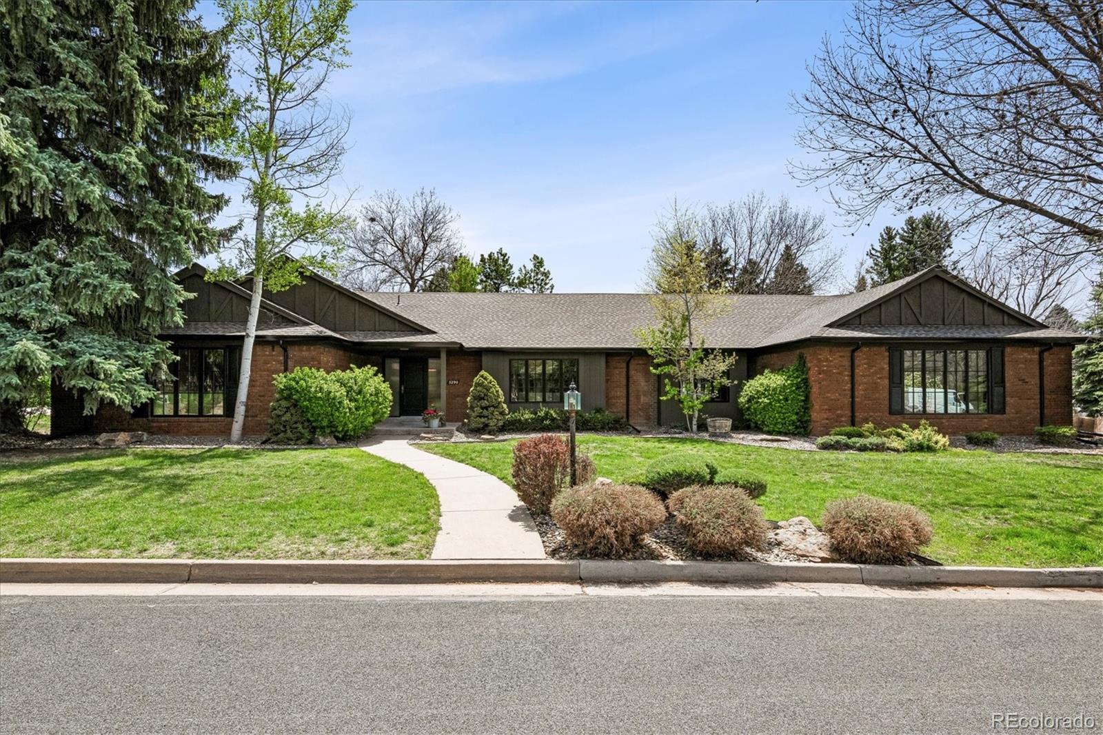 5290 nassau circle, cherry hills village sold home. Closed on 2025-06-16 for $3,110,000.