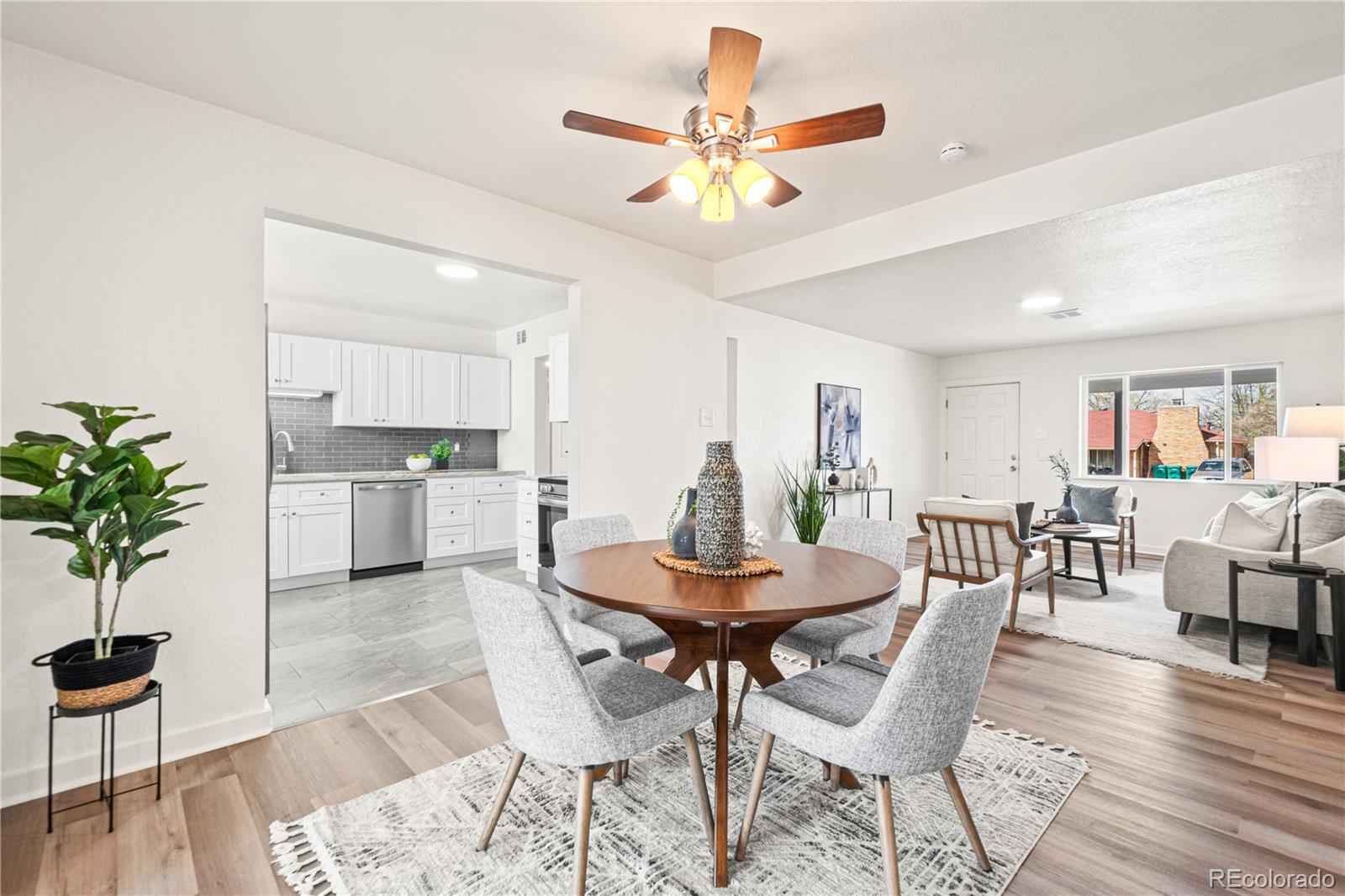 932 quentin street, Aurora sold home. Closed on 2025-06-03 for $489,000.