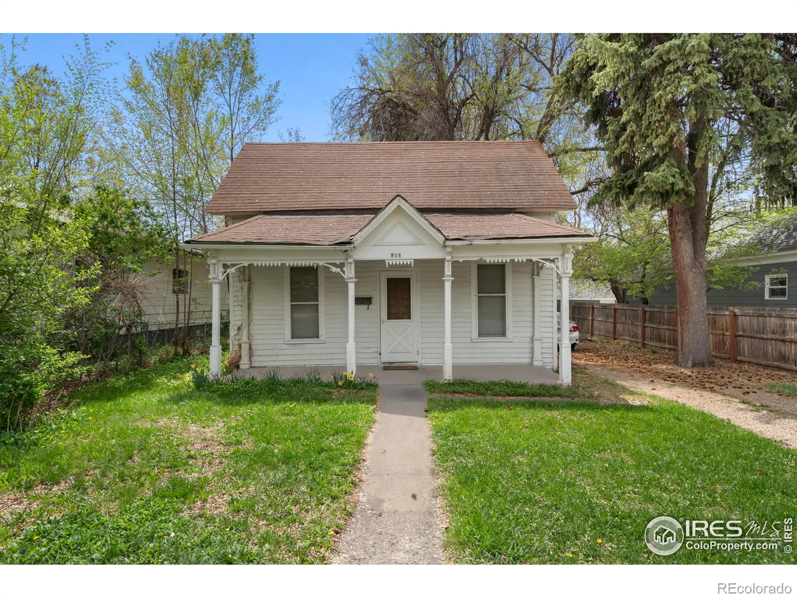 Orchard Park Loveland Home | MLS #: 4567891032104514 E 10th Street, Loveland Beds: 2 Baths: 1 Price: $239,900