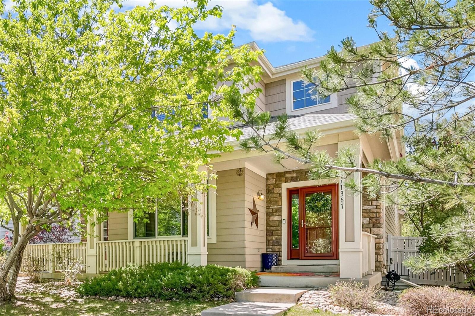 Bradbury Parker Home | MLS #: 200132511367 S Blackthorn Court, Parker Beds: 3 Baths: 3 Price: $635,500