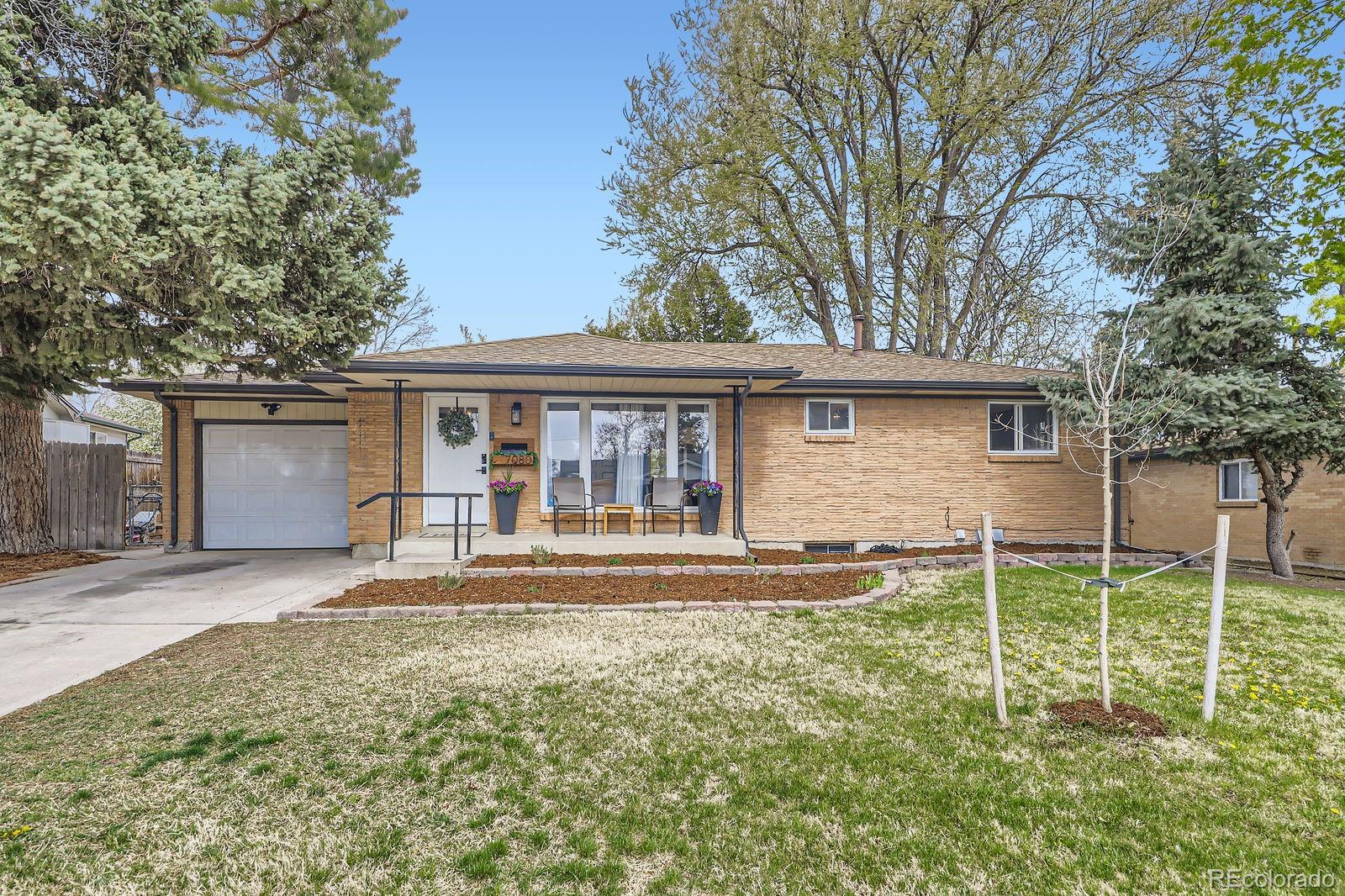 7080  Beach Street, westminster MLS: 4924581 Beds: 4 Baths: 2 Price: $539,900