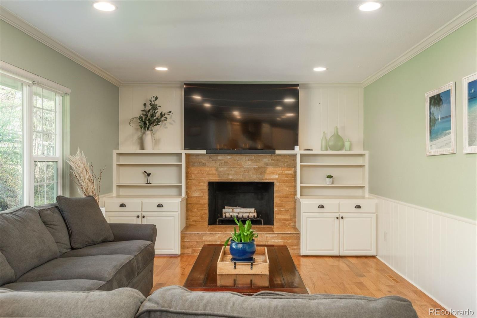7169 S Grape Lane, centennial MLS: 8868842 Beds: 4 Baths: 4 Price: $900,000