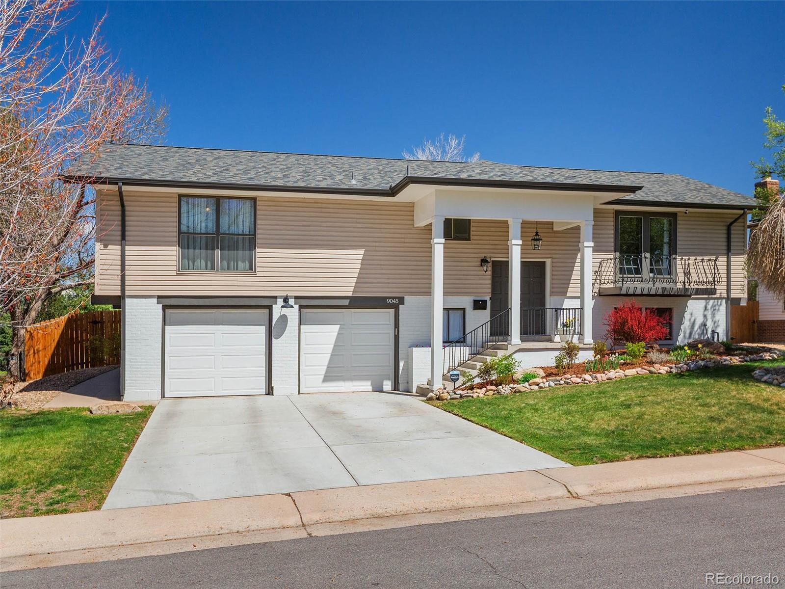 9045 E Floyd Avenue, denver MLS: 6506273 Beds: 4 Baths: 3 Price: $755,000