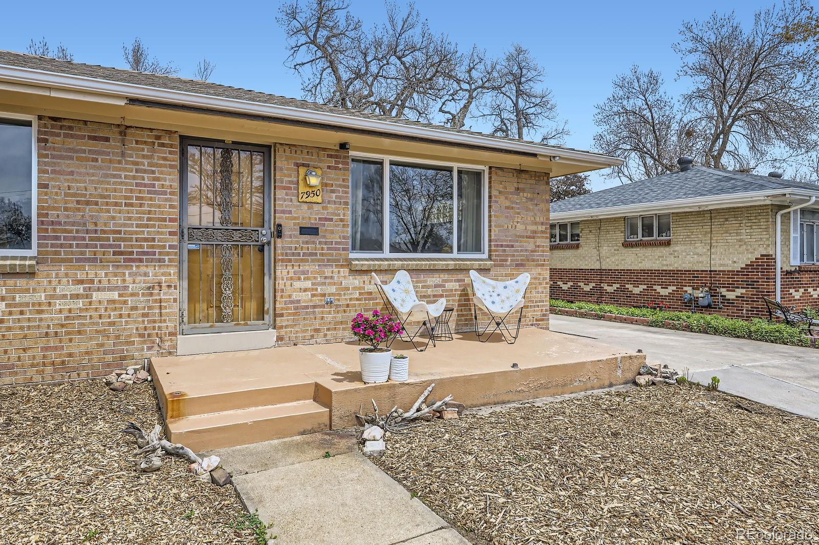7950  Maria Street, westminster MLS: 9010382 Beds: 3 Baths: 2 Price: $469,900