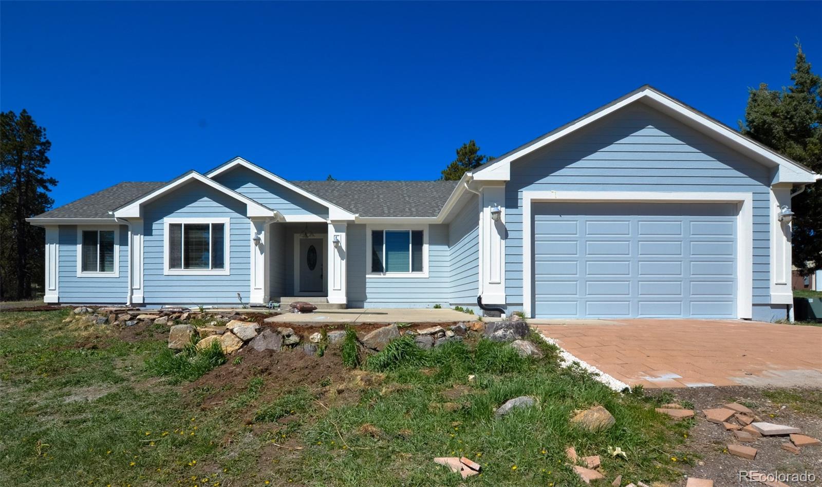 40477  Ferns Road, elizabeth MLS: 9022050 Beds: 3 Baths: 3 Price: $899,000