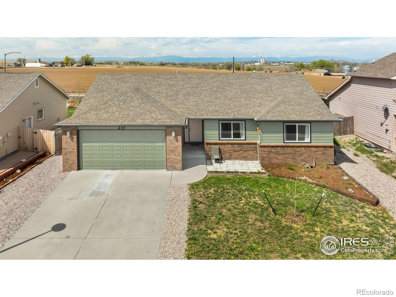 237 s ursula avenue, Milliken sold home. Closed on 2025-05-28 for $453,000.