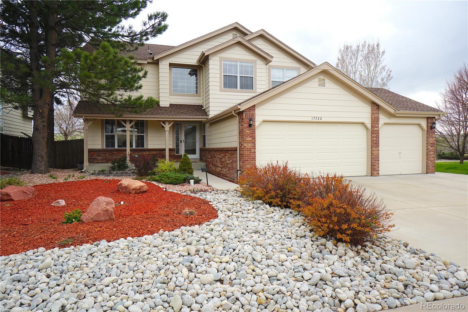 17722 E Ida Avenue, centennial MLS: 2409958 Beds: 3 Baths: 3 Price: $669,000