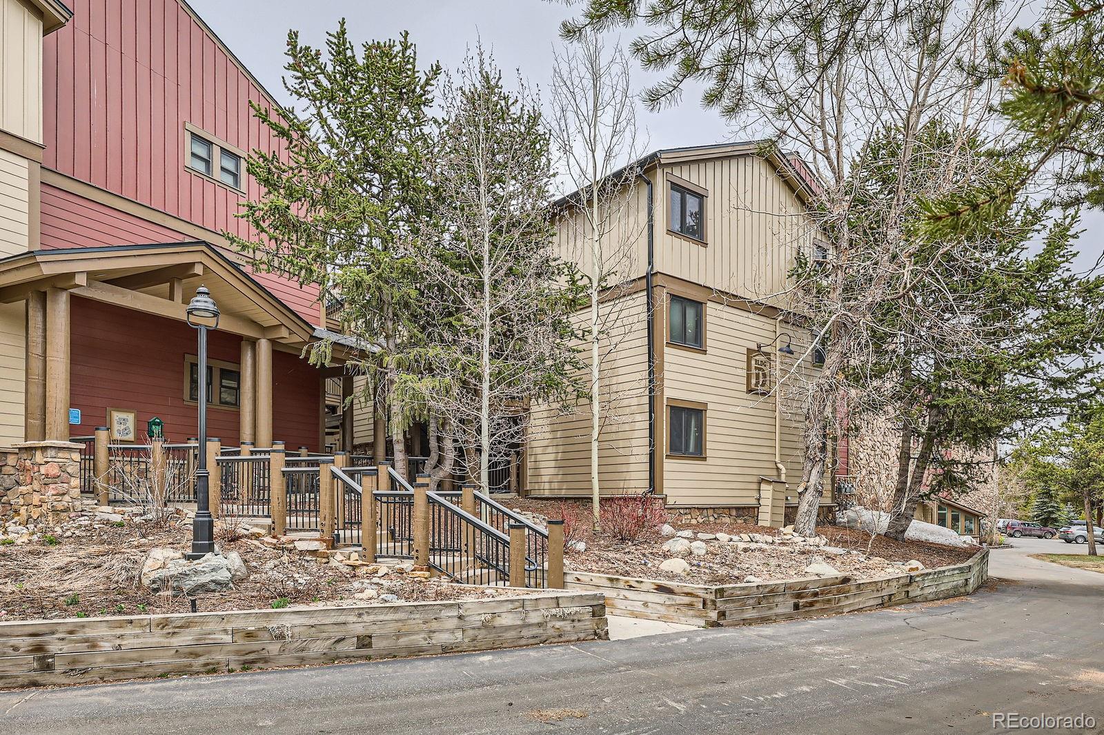  Breckenridge Condo / Townhome | MLS #: 8389986325  Four O Clock Road 303, Breckenridge Beds: 2 Baths: 2 Price: $1,000,000