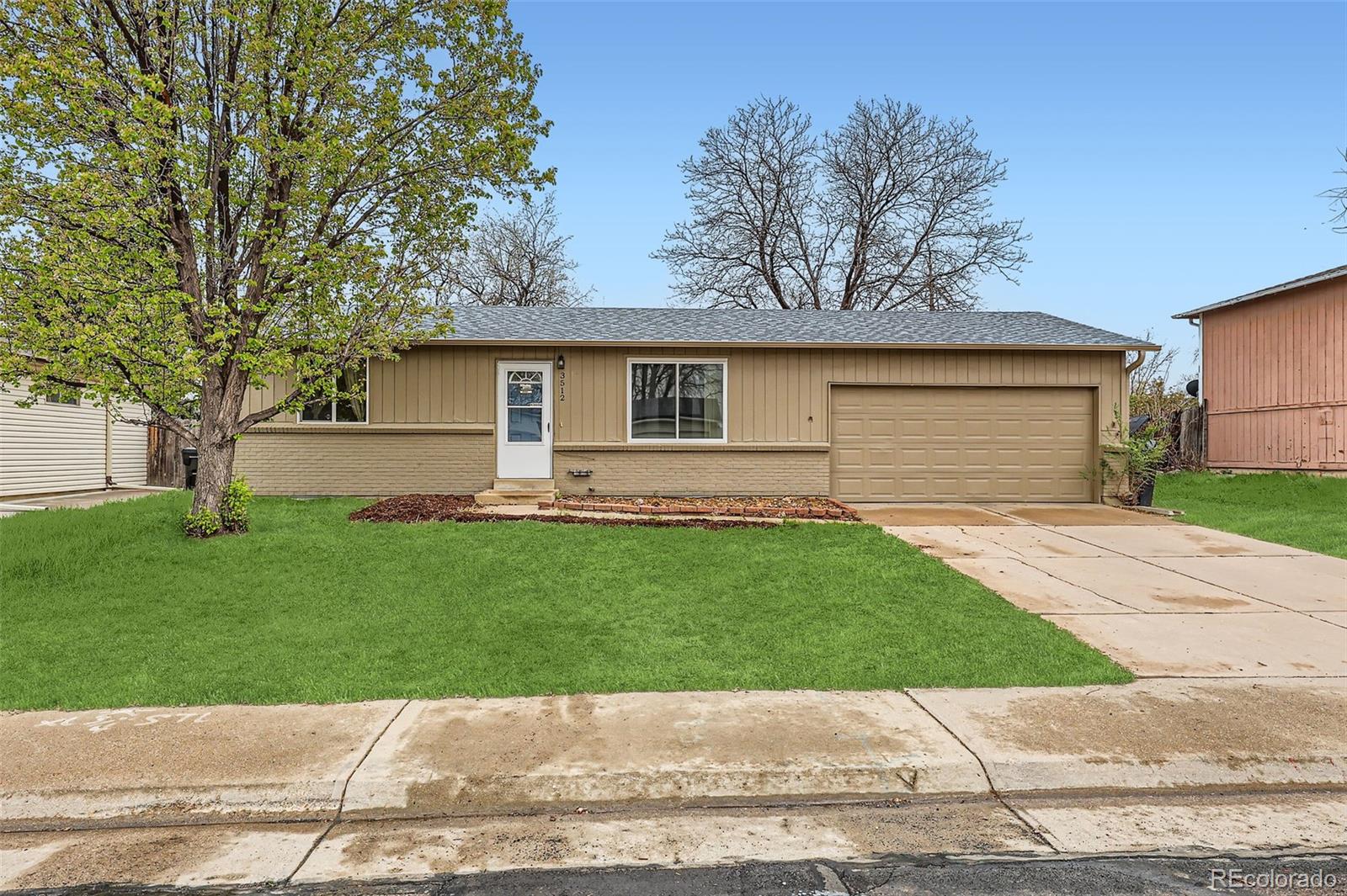 3512 E 117th Place, thornton MLS: 5812037 Beds: 3 Baths: 2 Price: $425,000