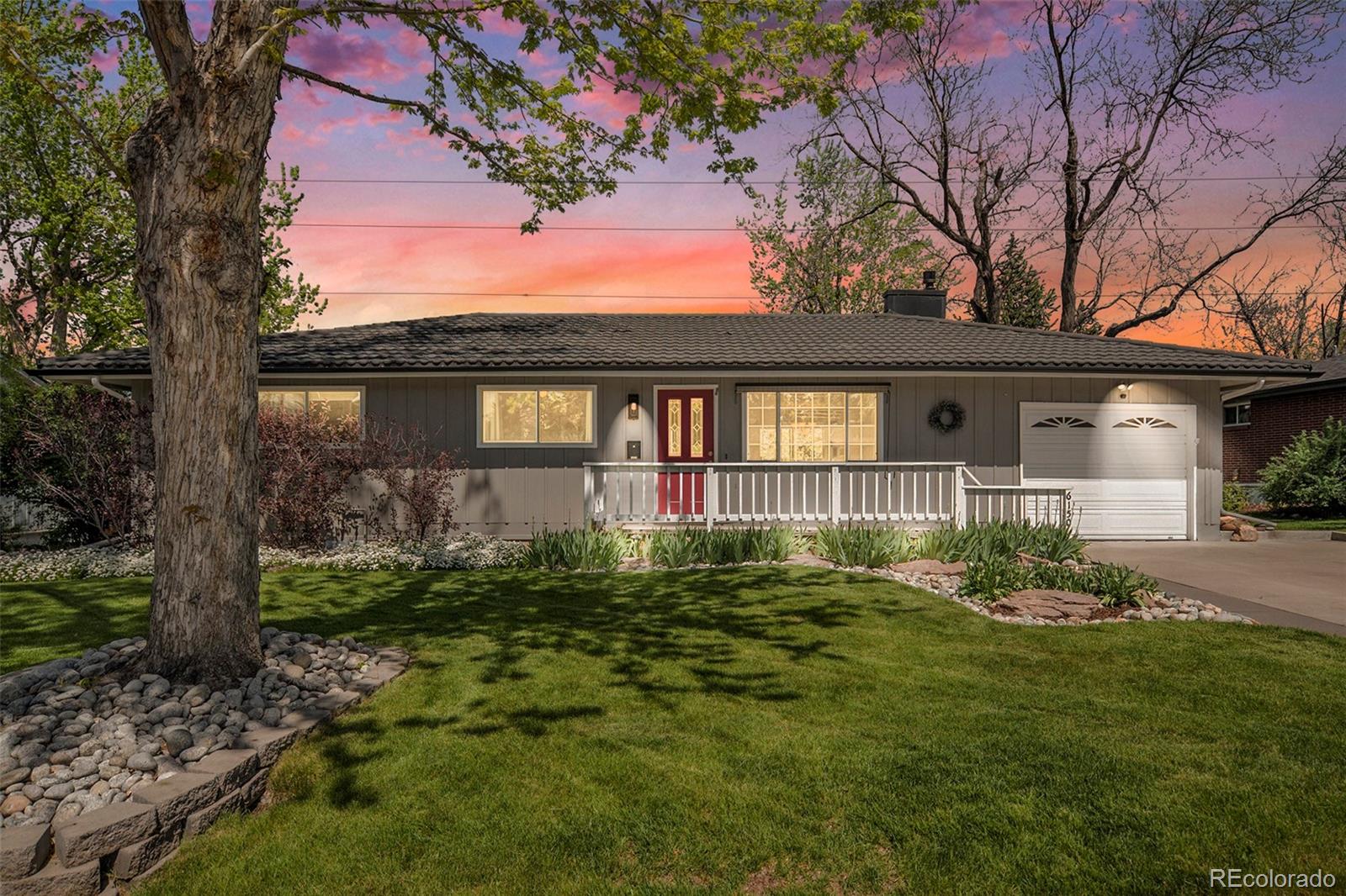 6150 s southwood drive, Centennial sold home. Closed on 2025-08-13 for $715,000.