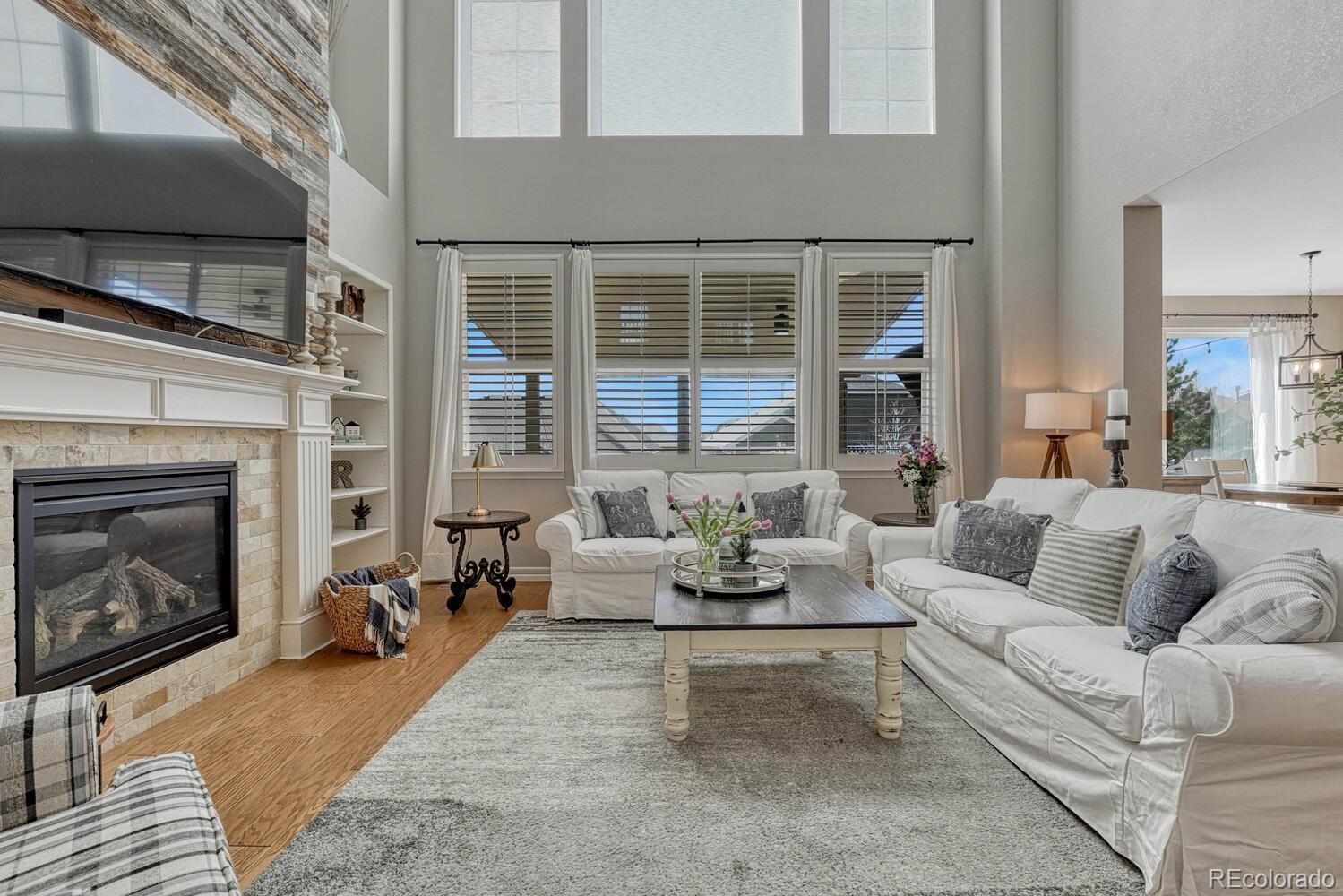Beacon Point Aurora Home | MLS #: 618126326566 E Peakview Drive, Aurora Beds: 4 Baths: 4 Price: $949,000